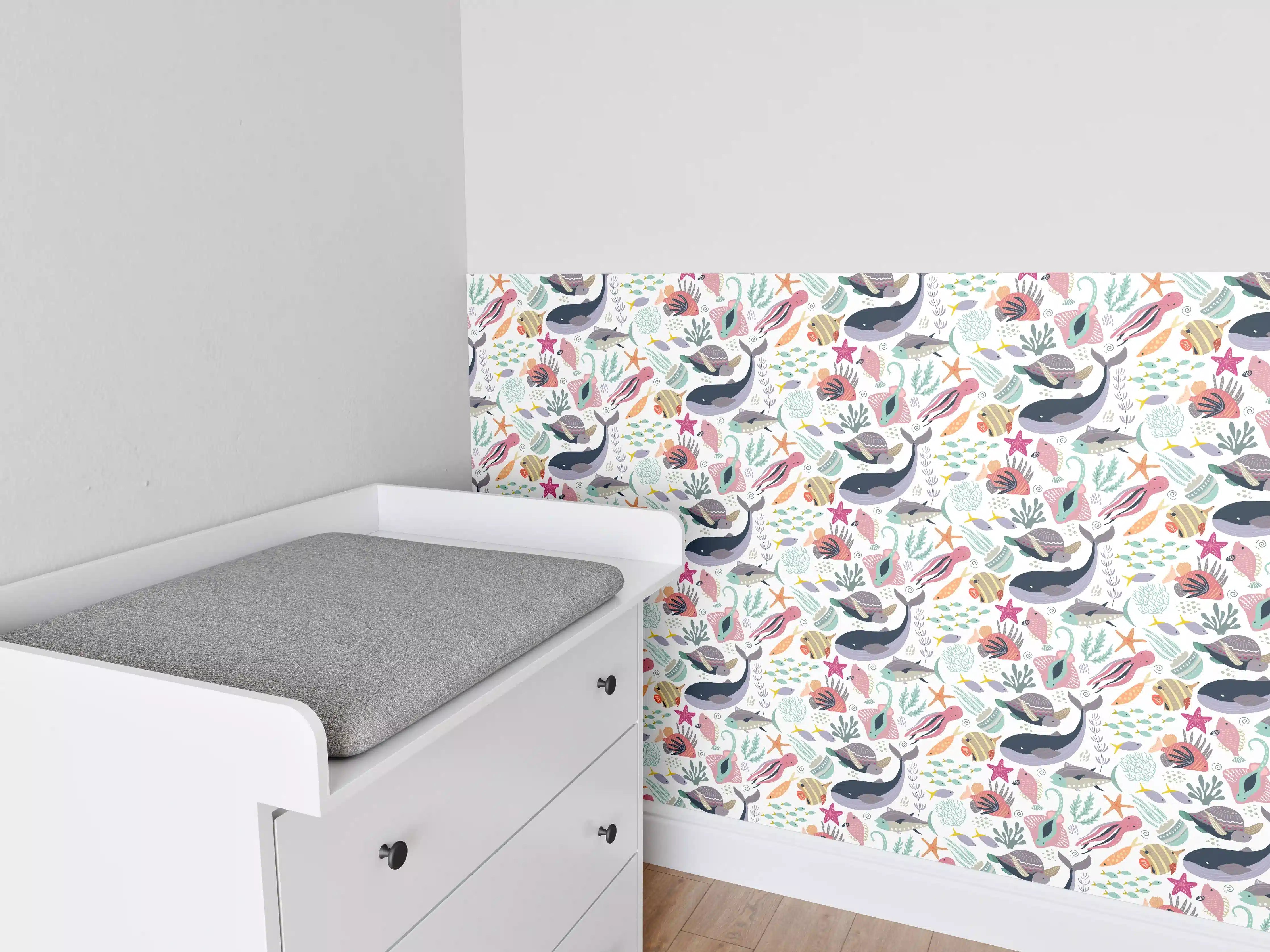 Babyzimmer Wandgestaltung - Farbige Musterwelt