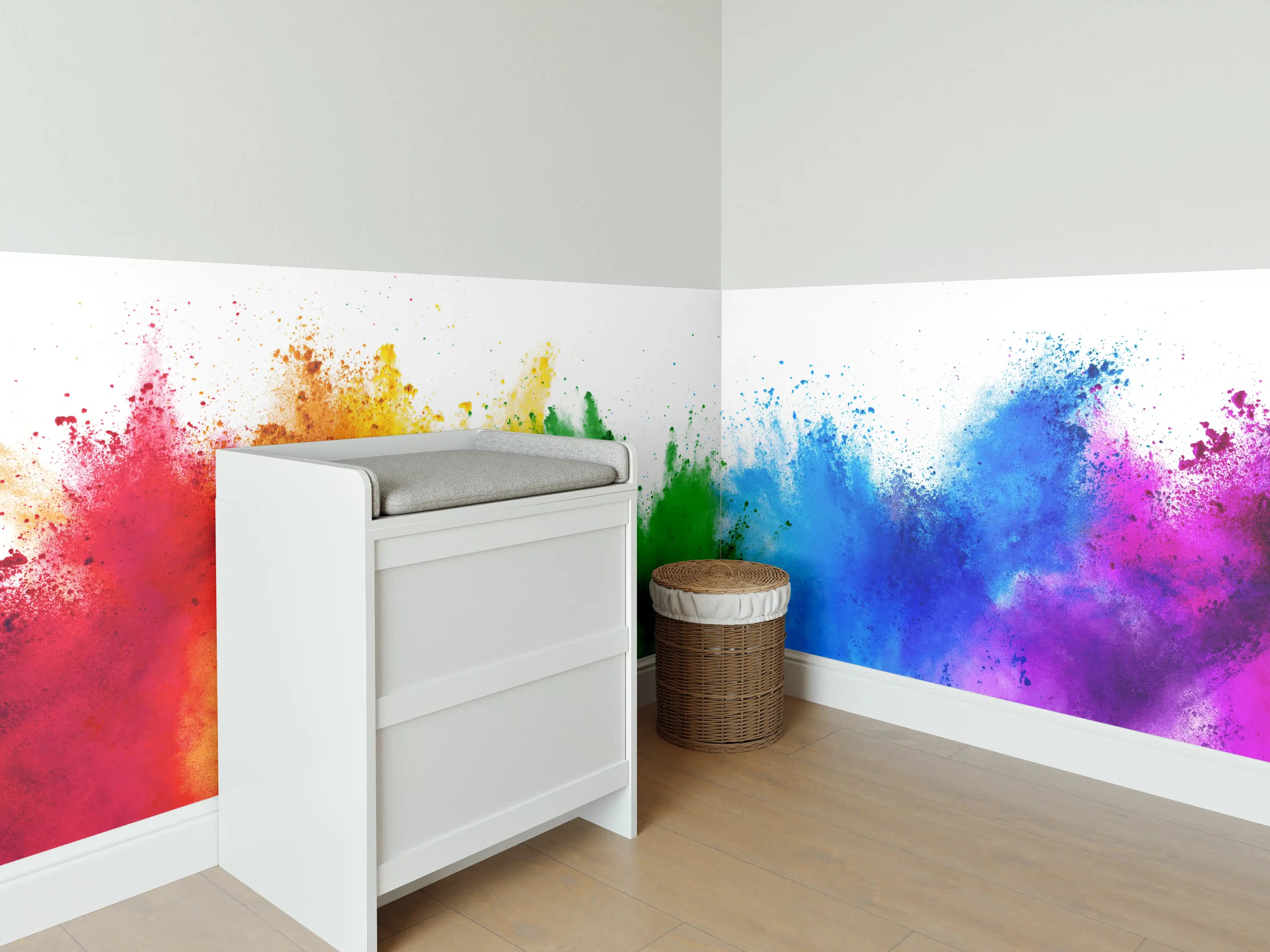 Babyzimmer Wandgestaltung - Farbspritzer in Regenbogenfarben