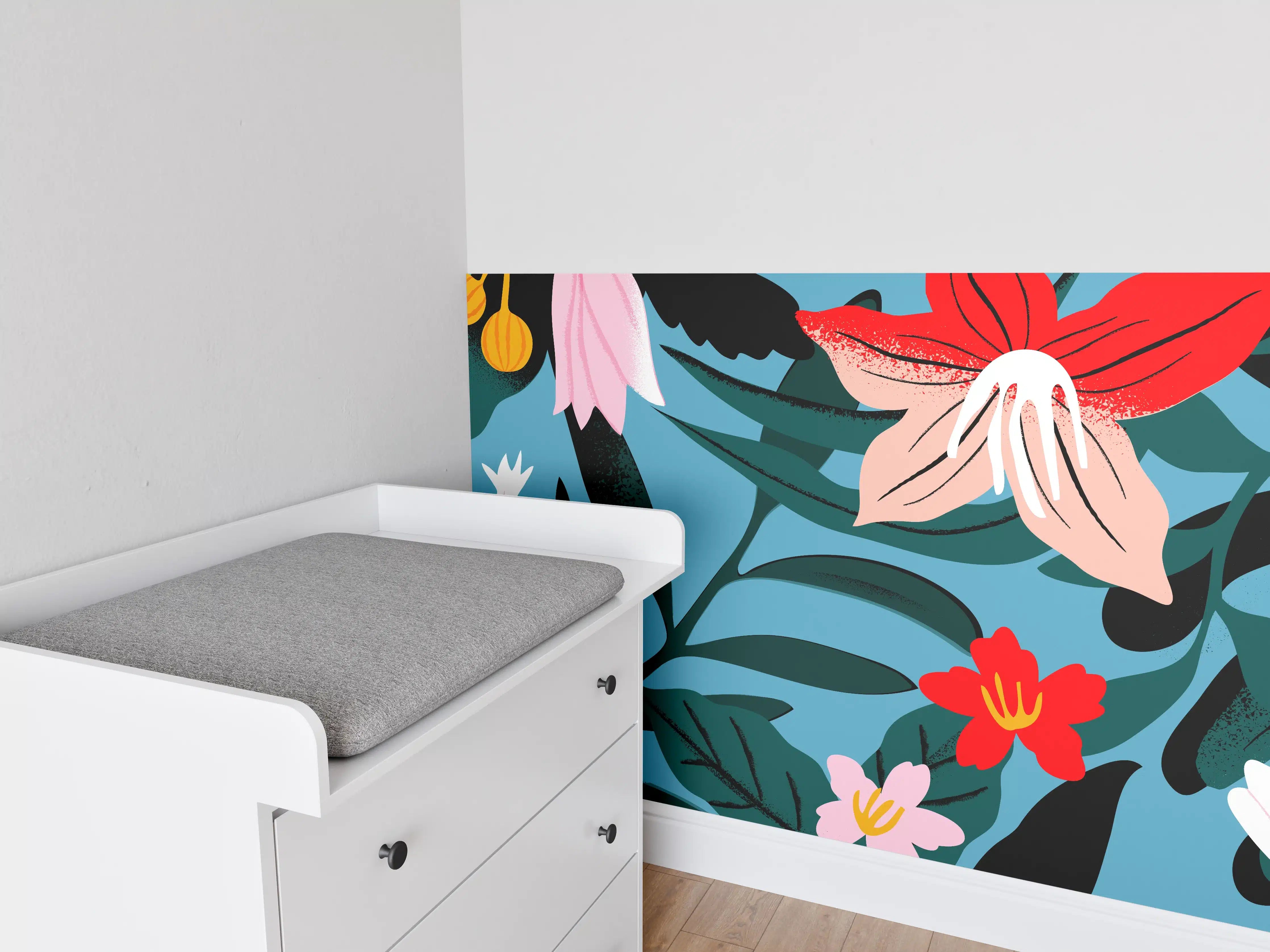 Babyzimmer Wandgestaltung - Florales Blau-Rot Muster