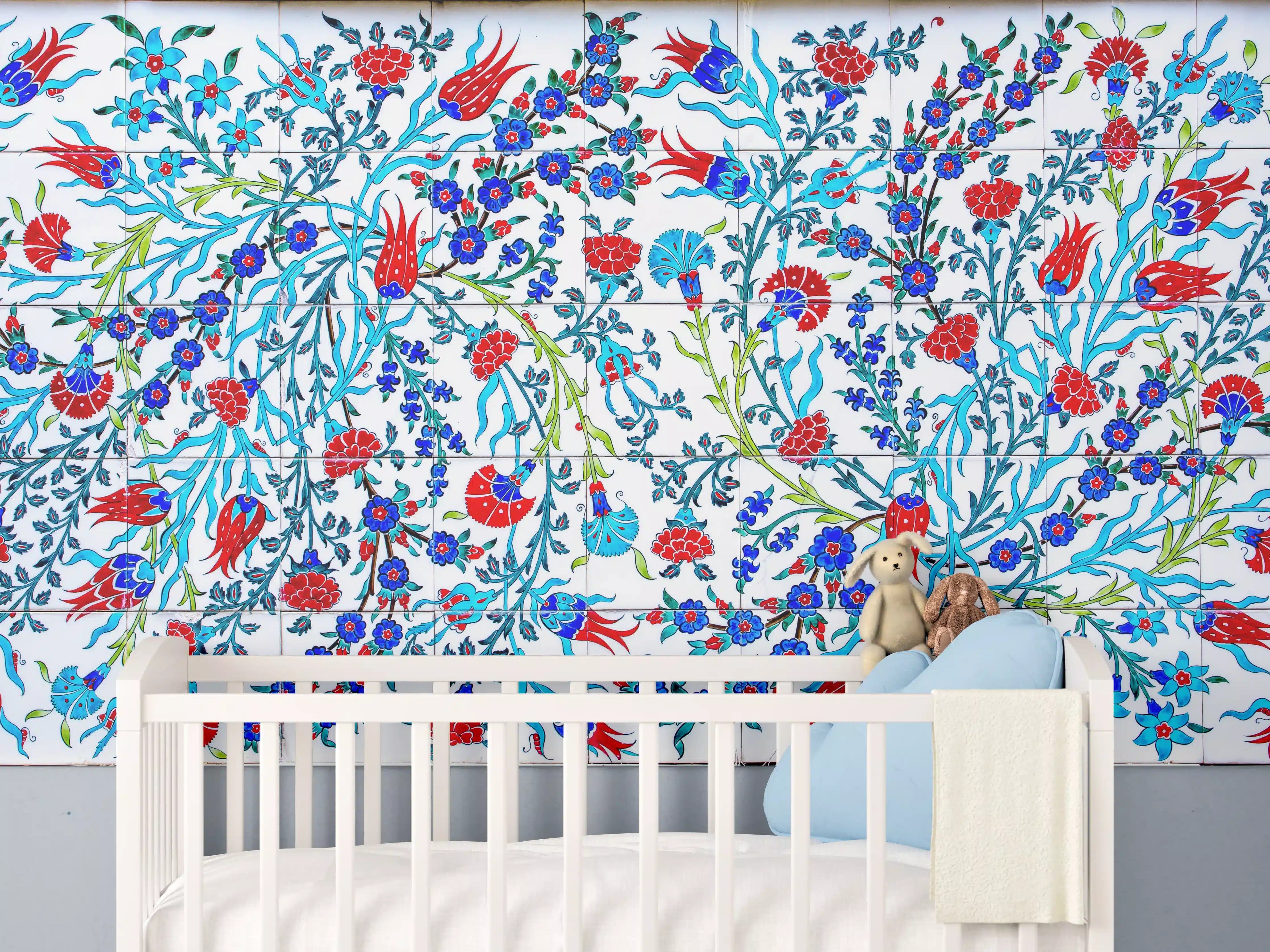 Babyzimmer Wandgestaltung - Florales Muster Türkische Wandfliese