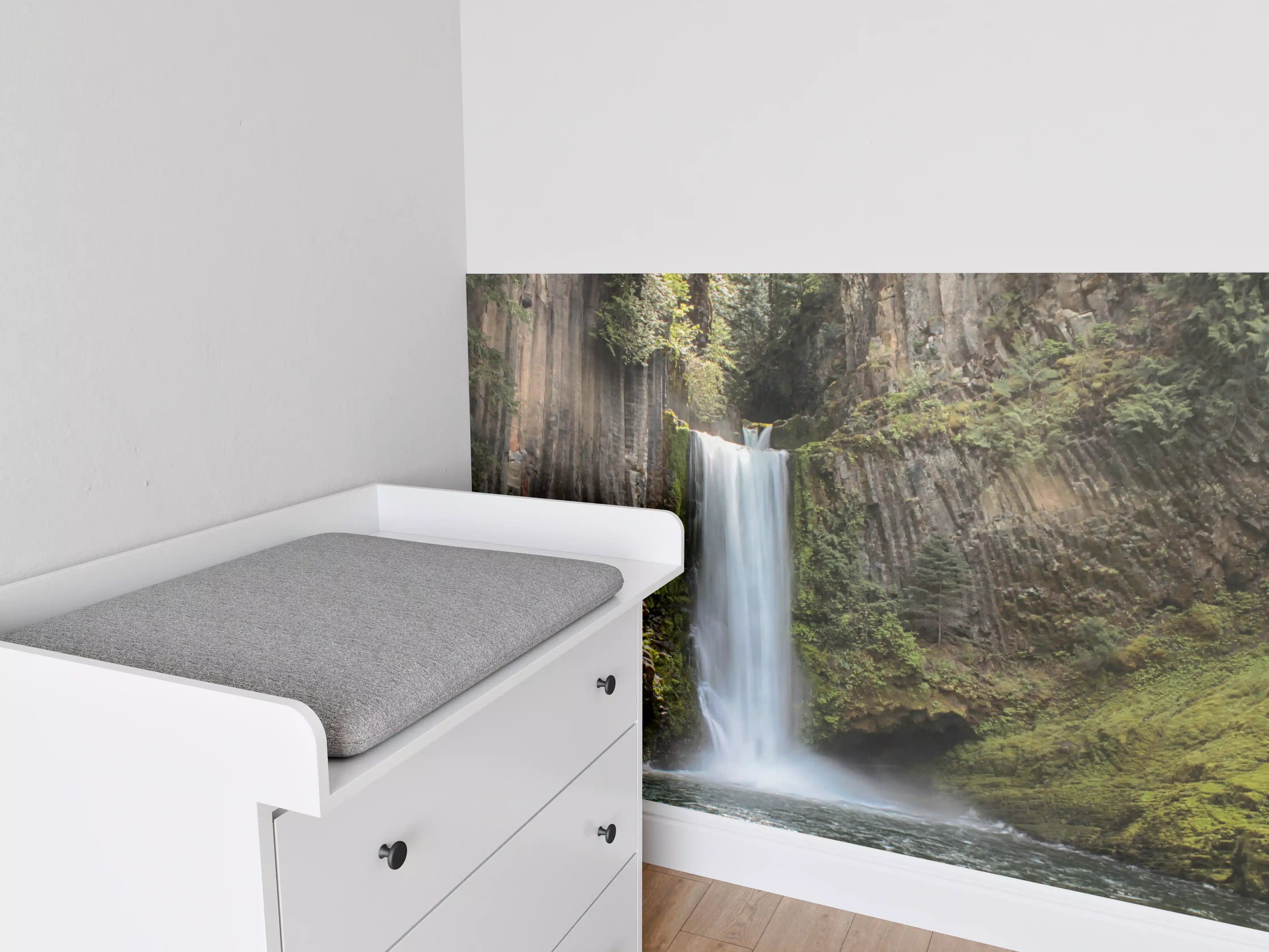 Babyzimmer Wandgestaltung - Friedliche Tokatee Falls