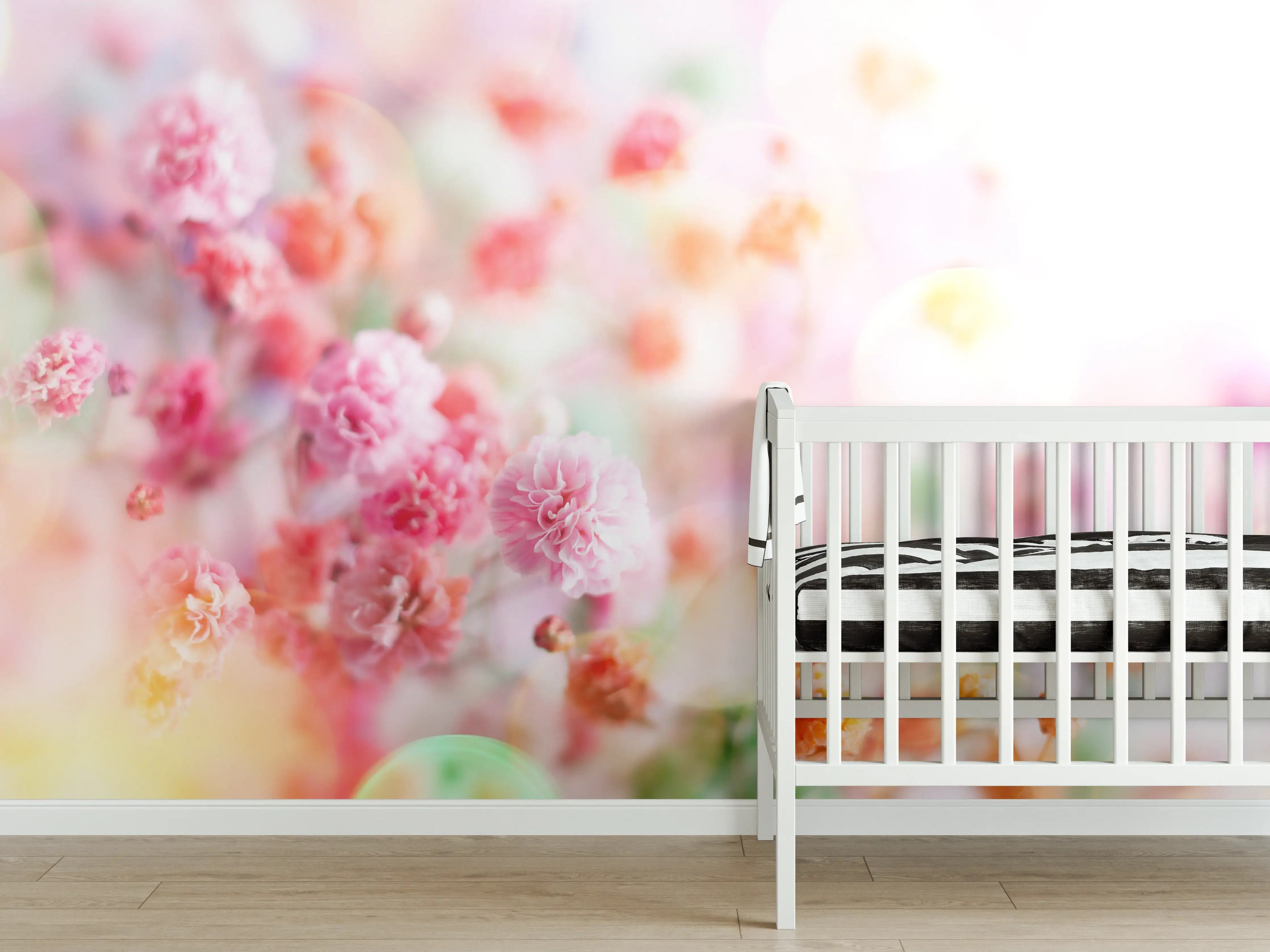 Babyzimmer Wandgestaltung - Frische rosa Frühlingsblumen