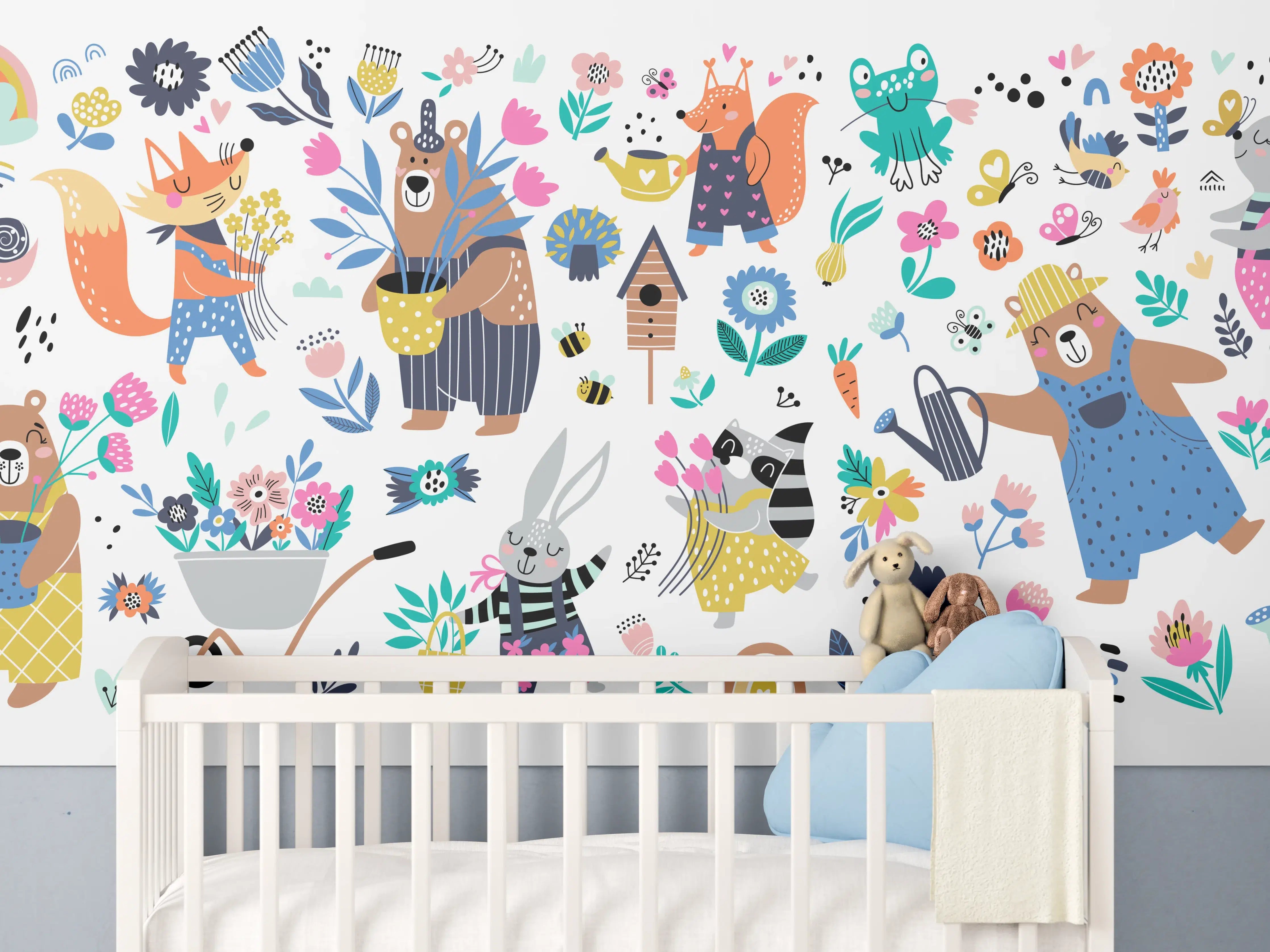 Babyzimmer Wandgestaltung - Fröhliche Tier- und Pflanzenwelt in bunten Farben