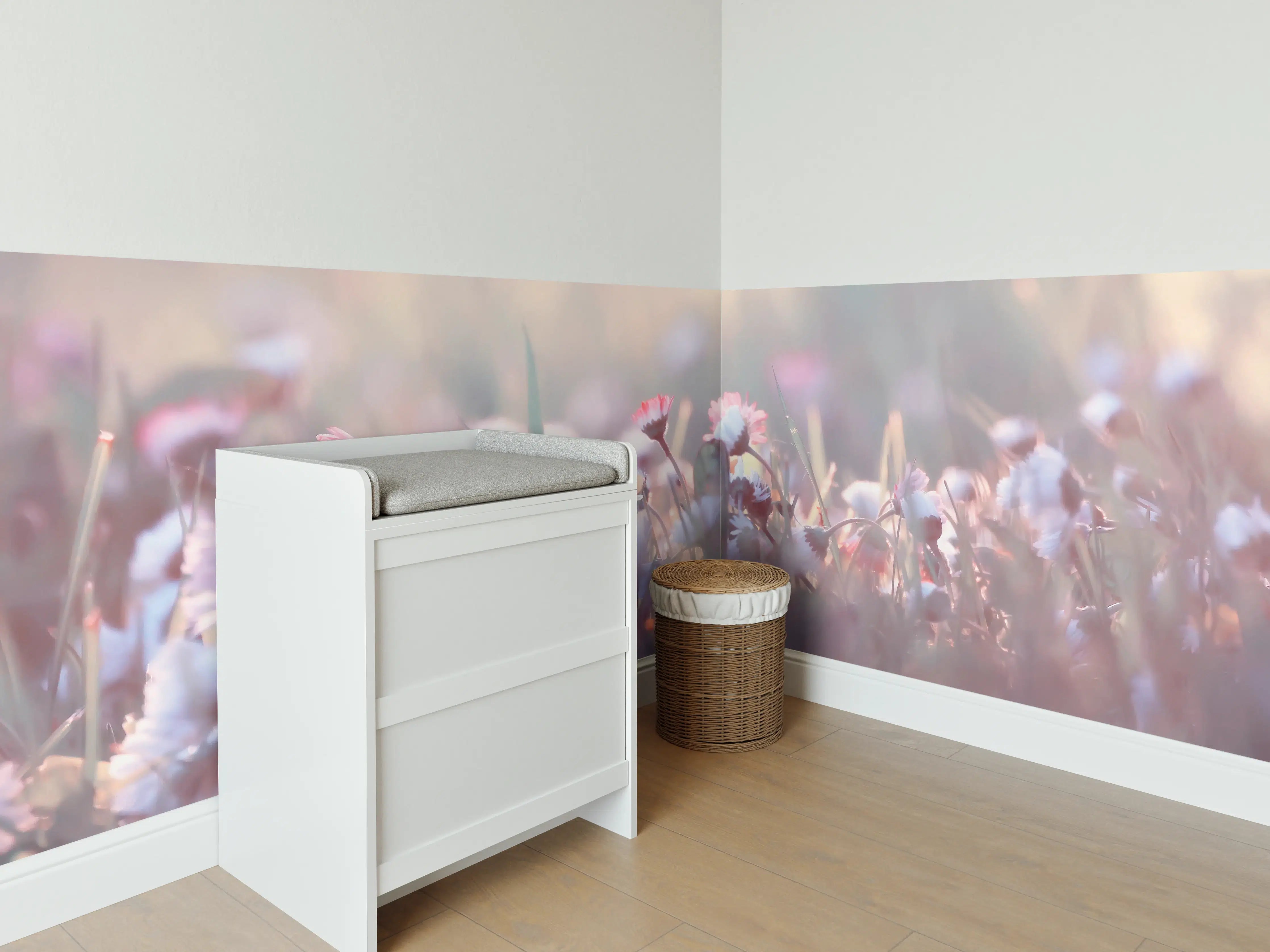 Babyzimmer Wandgestaltung - Gänseblümchen in der Natur