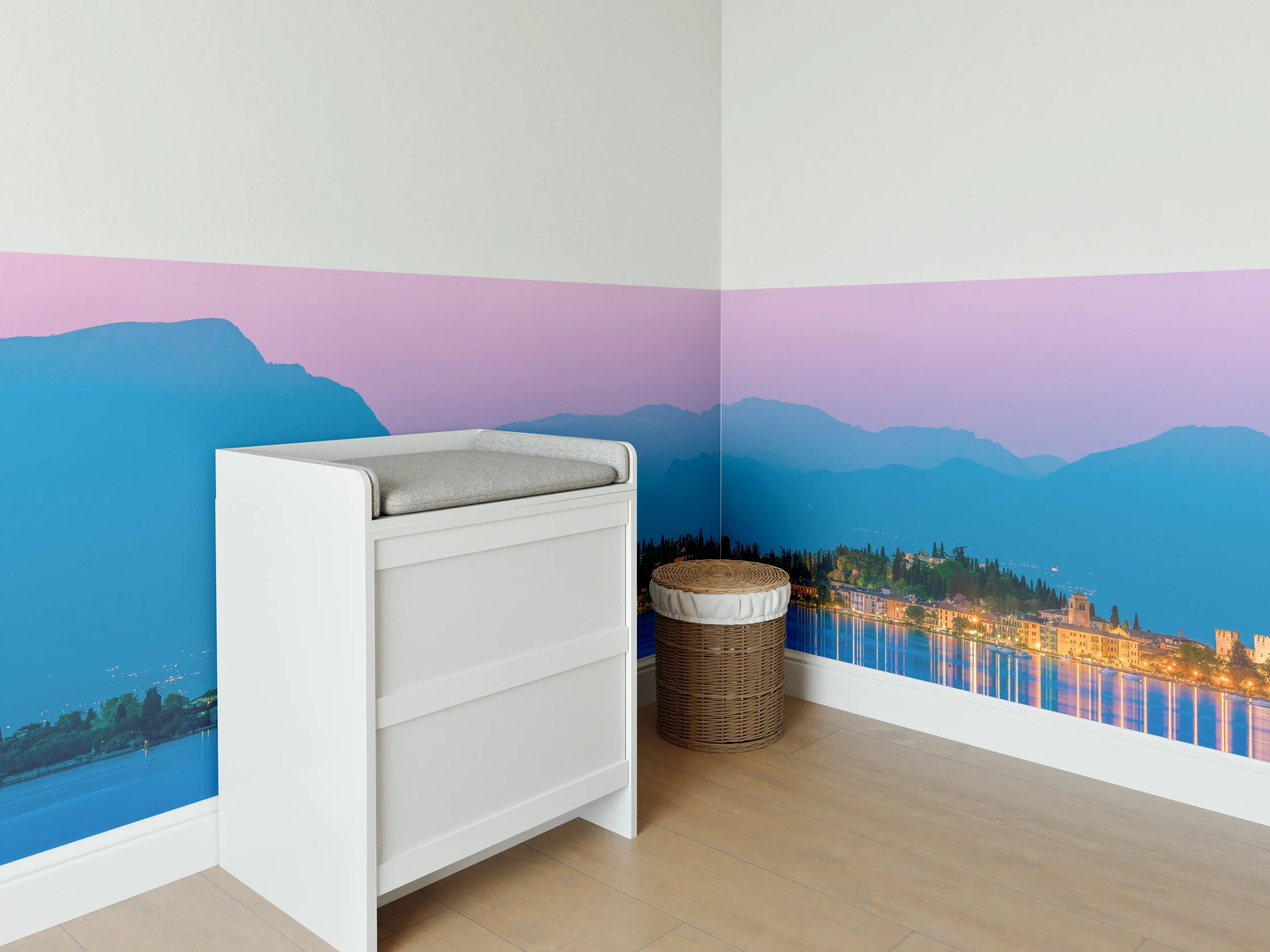Babyzimmer Wandgestaltung - Gardasee Abenddämmerung Panorama