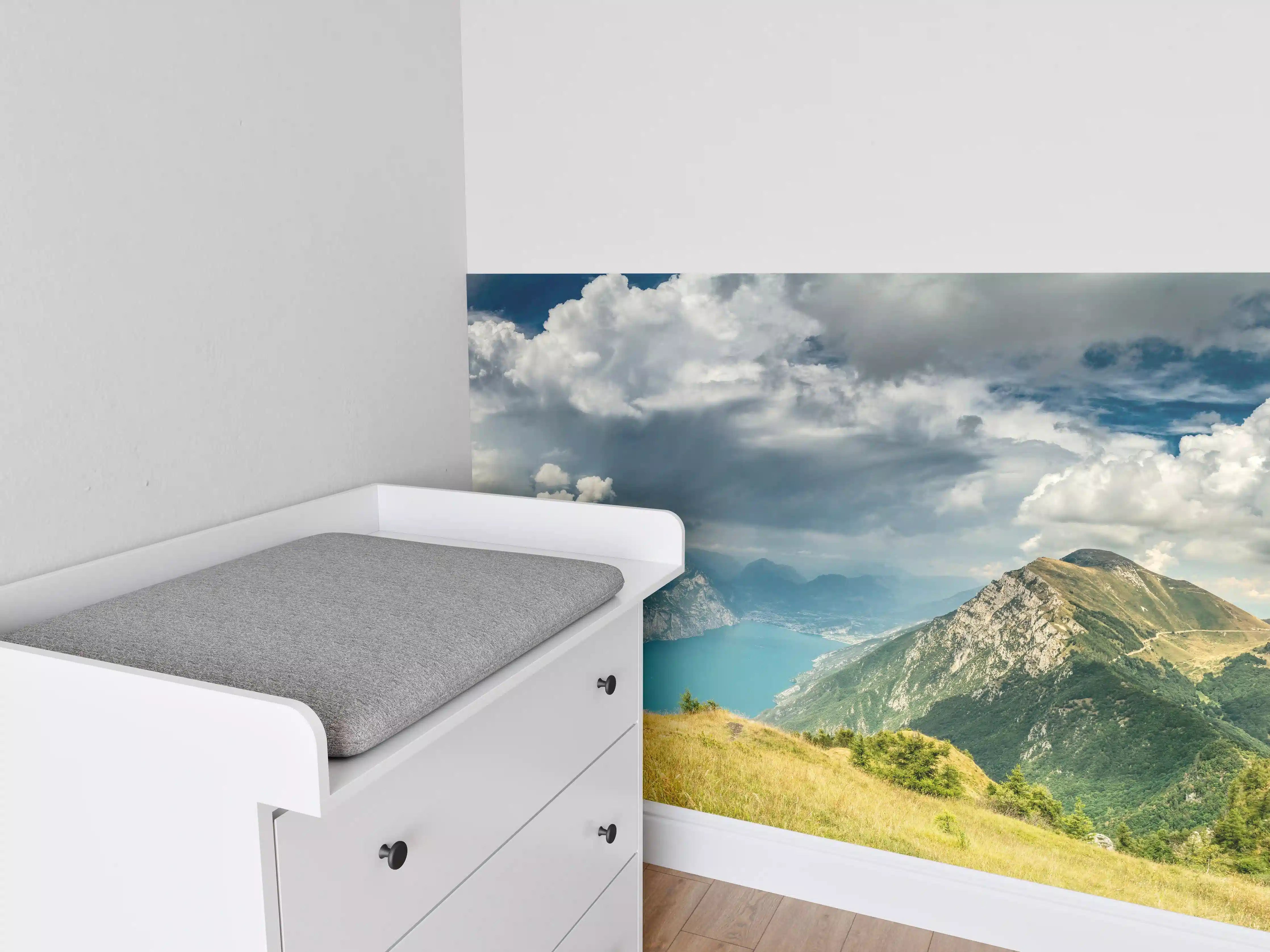 Babyzimmer Wandgestaltung - Gardasee – Harmonie in Blau-Grün