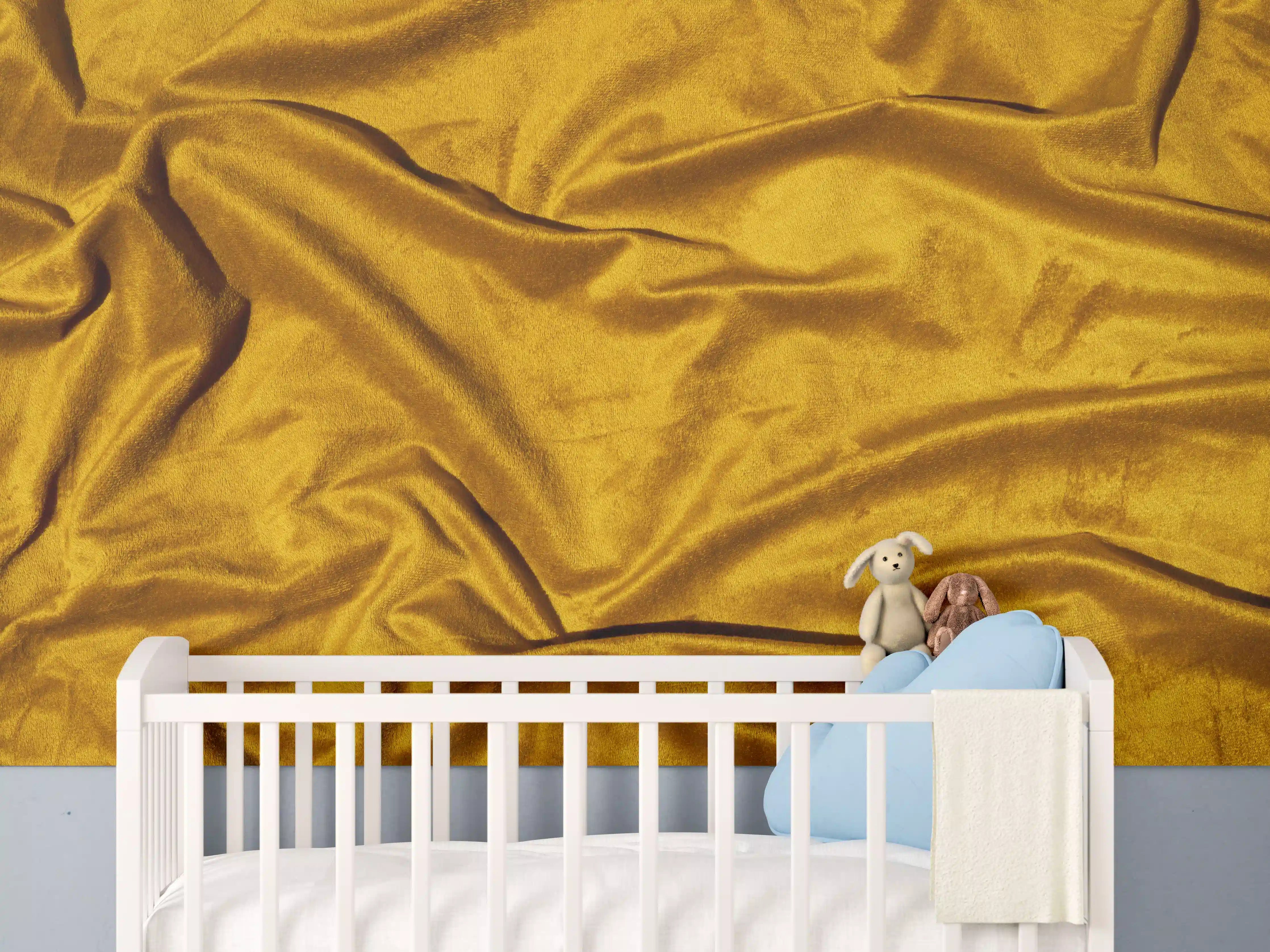 Babyzimmer Wandgestaltung - Gelbe Satin Seide