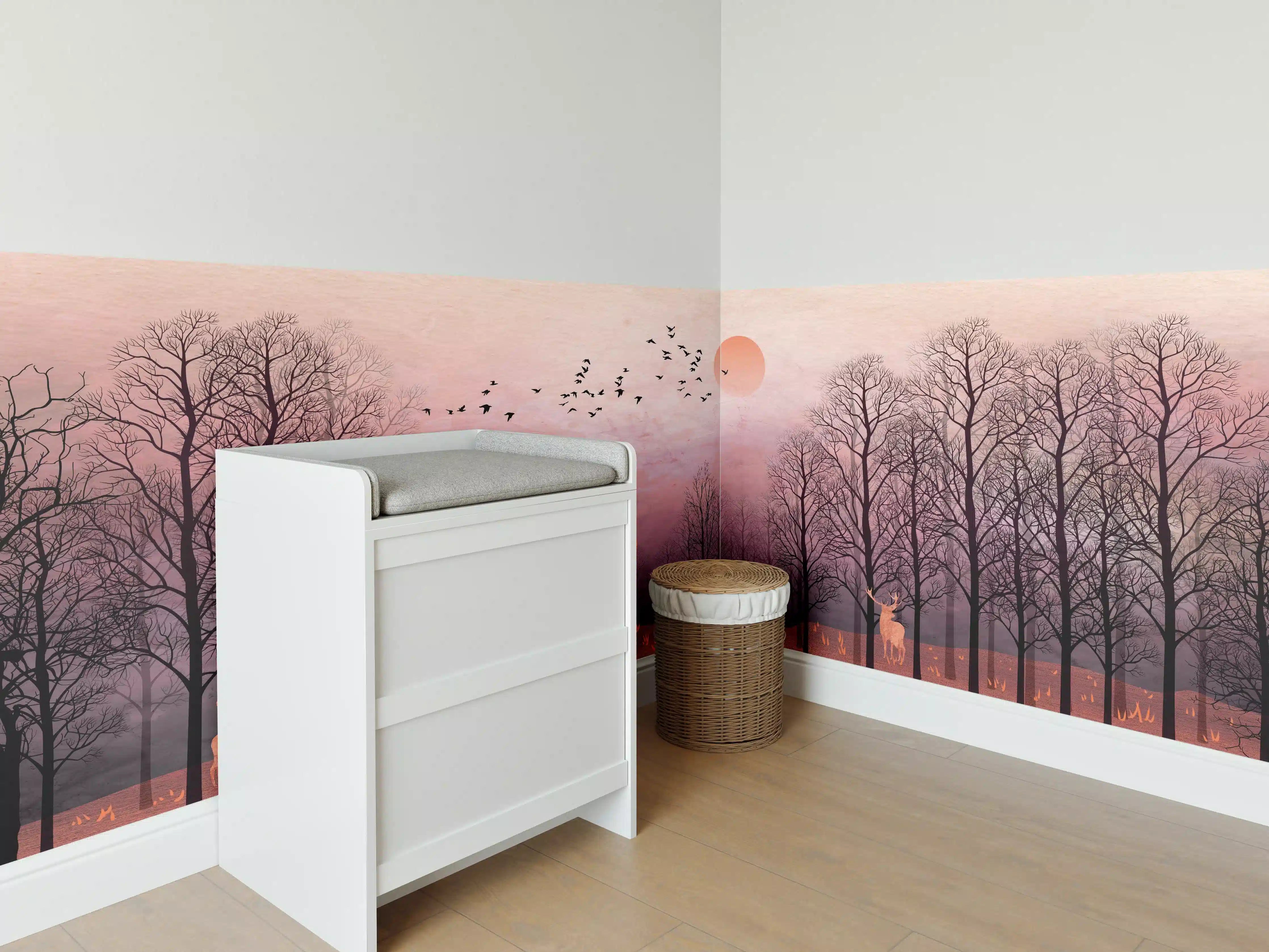 Babyzimmer Wandgestaltung - Gemalte Landschaft mit Wildtieren