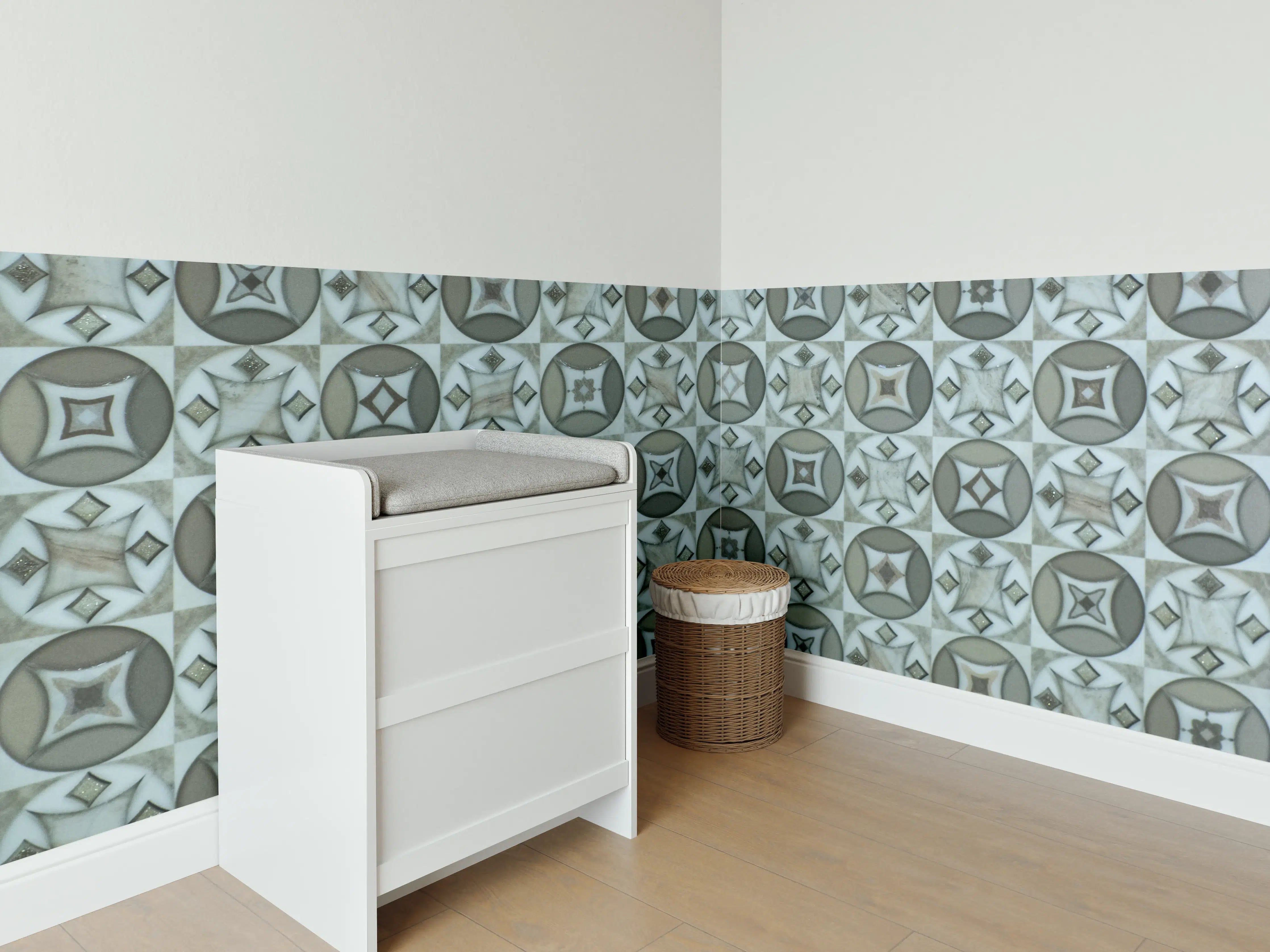 Babyzimmer Wandgestaltung - Geometrisches Fliesenmuster in Blau und Grau