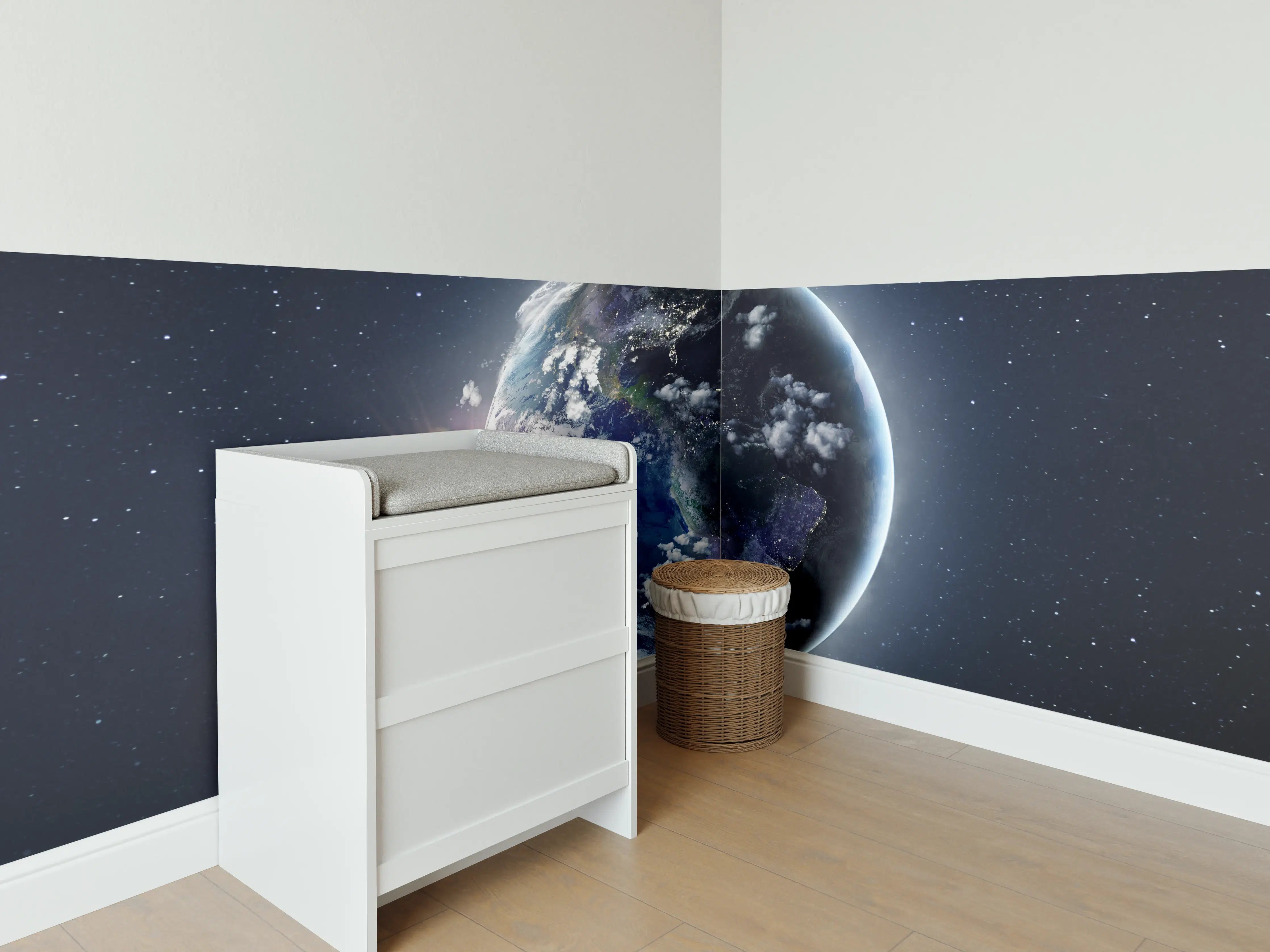 Babyzimmer Wandgestaltung - Globus Ansicht aus dem Weltall