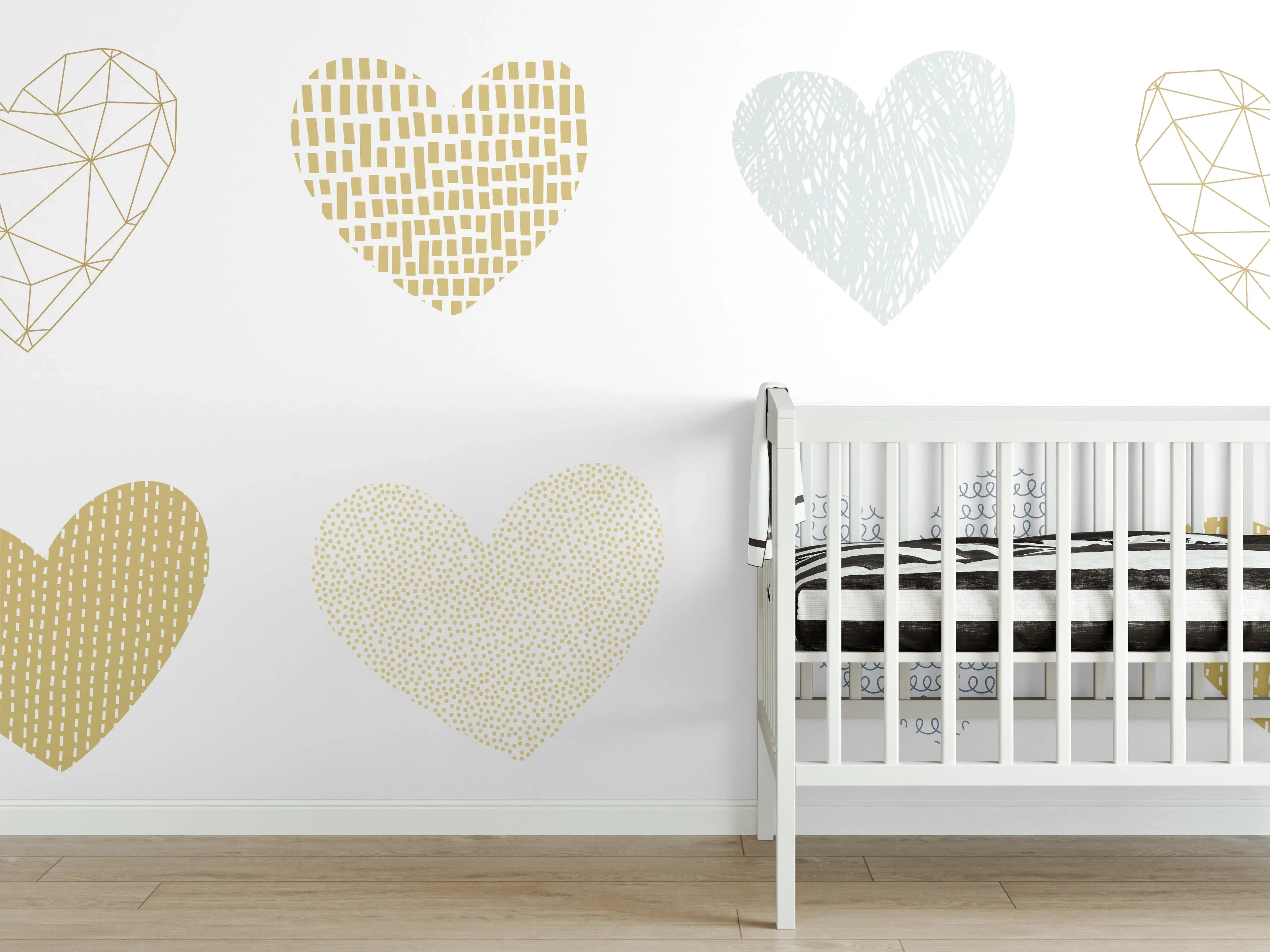 Babyzimmer Wandgestaltung - Gold-Grau Herz-Muster Design