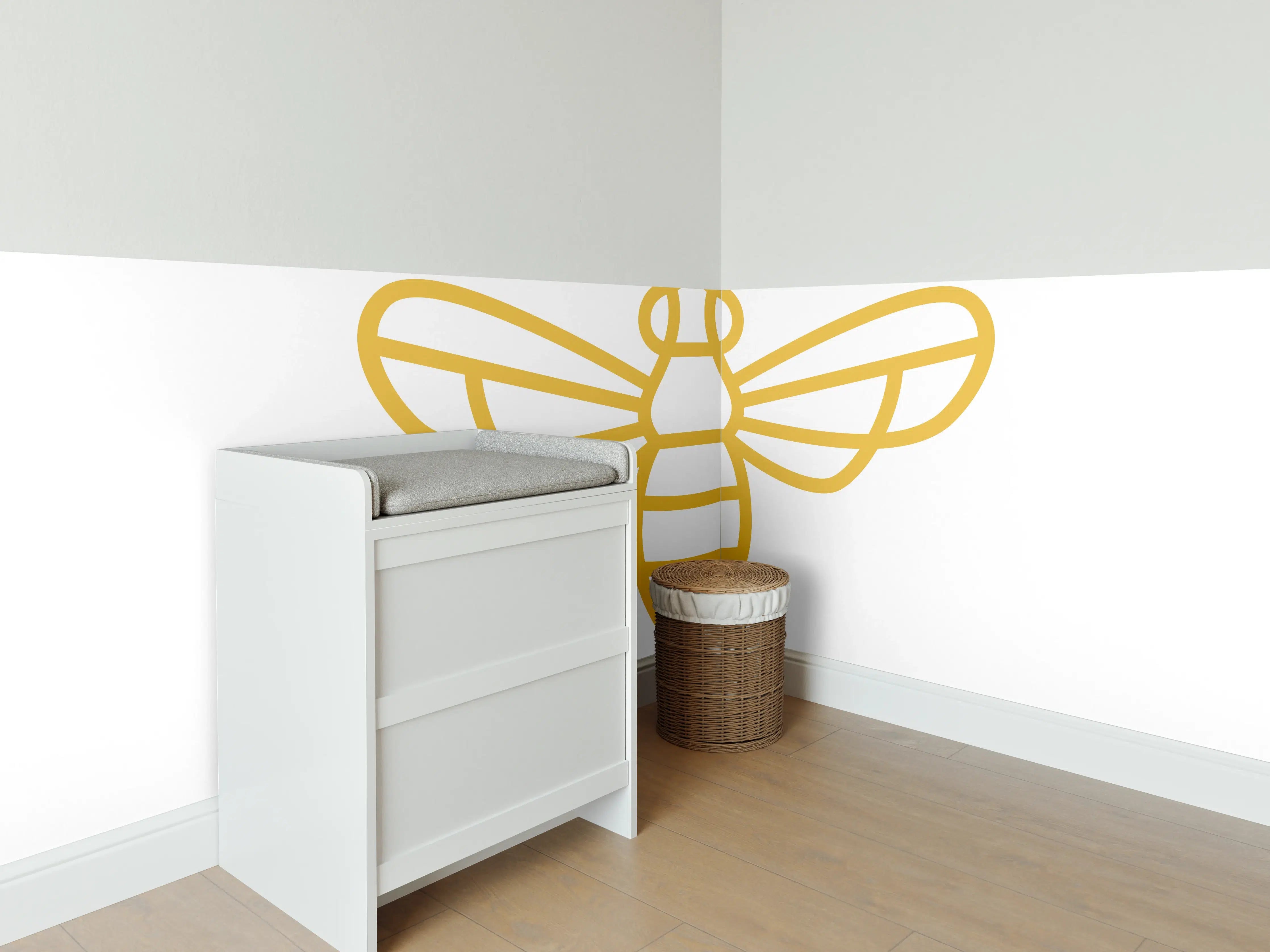 Babyzimmer Wandgestaltung - Goldene Biene Grafik