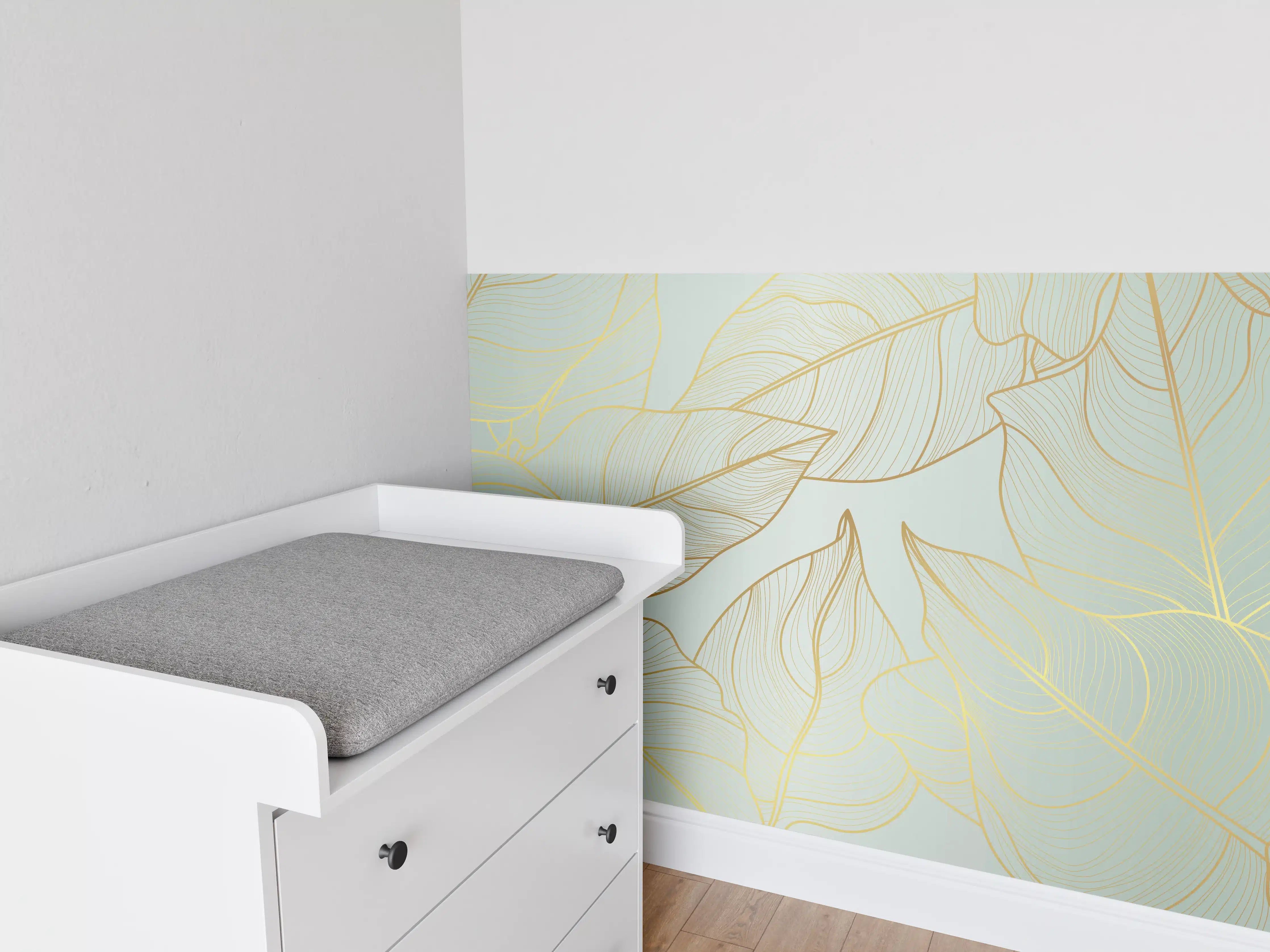 Babyzimmer Wandgestaltung - Goldene Blätter auf Hellgelb