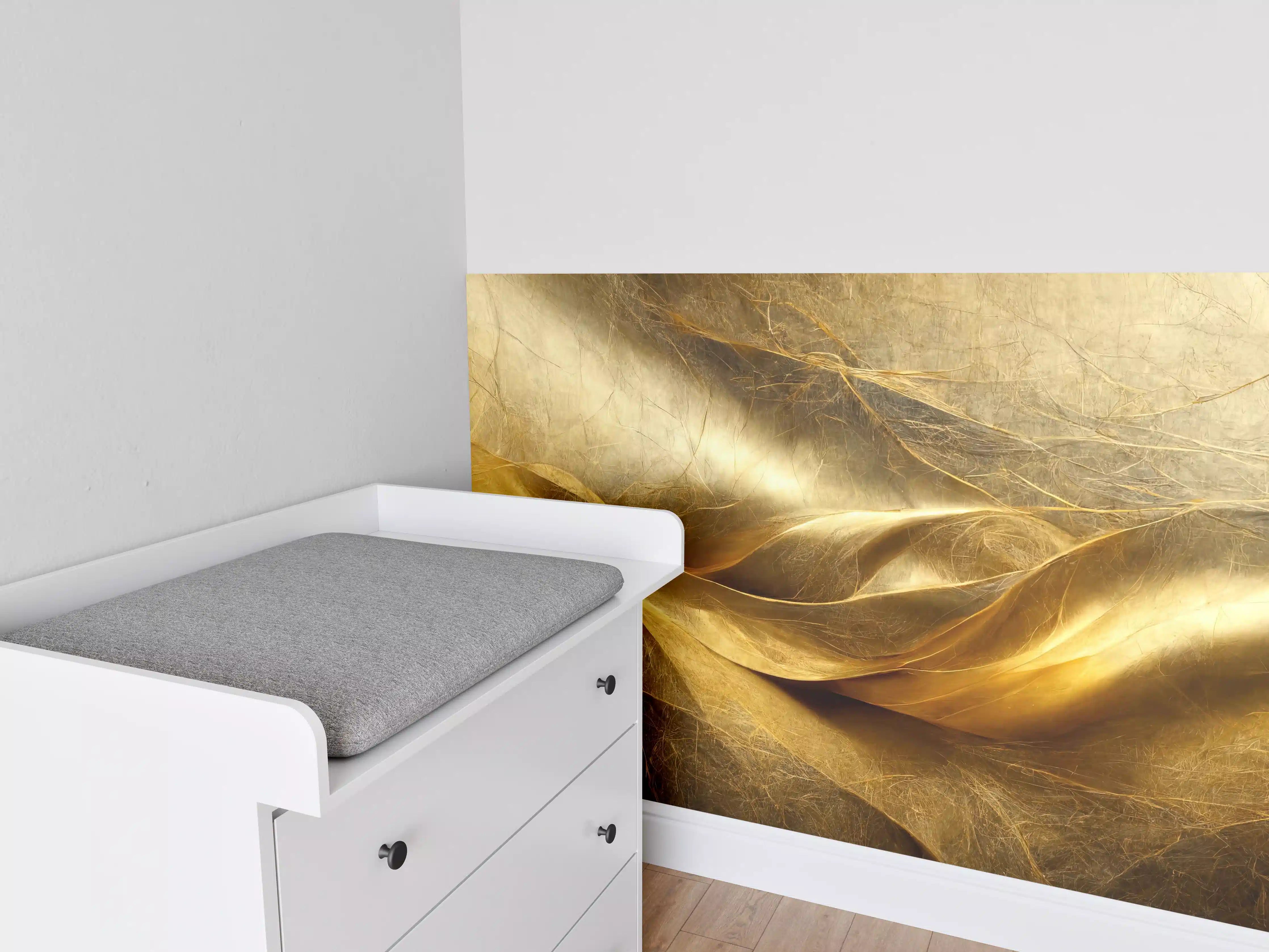 Babyzimmer Wandgestaltung - Goldene Seide mit Textur