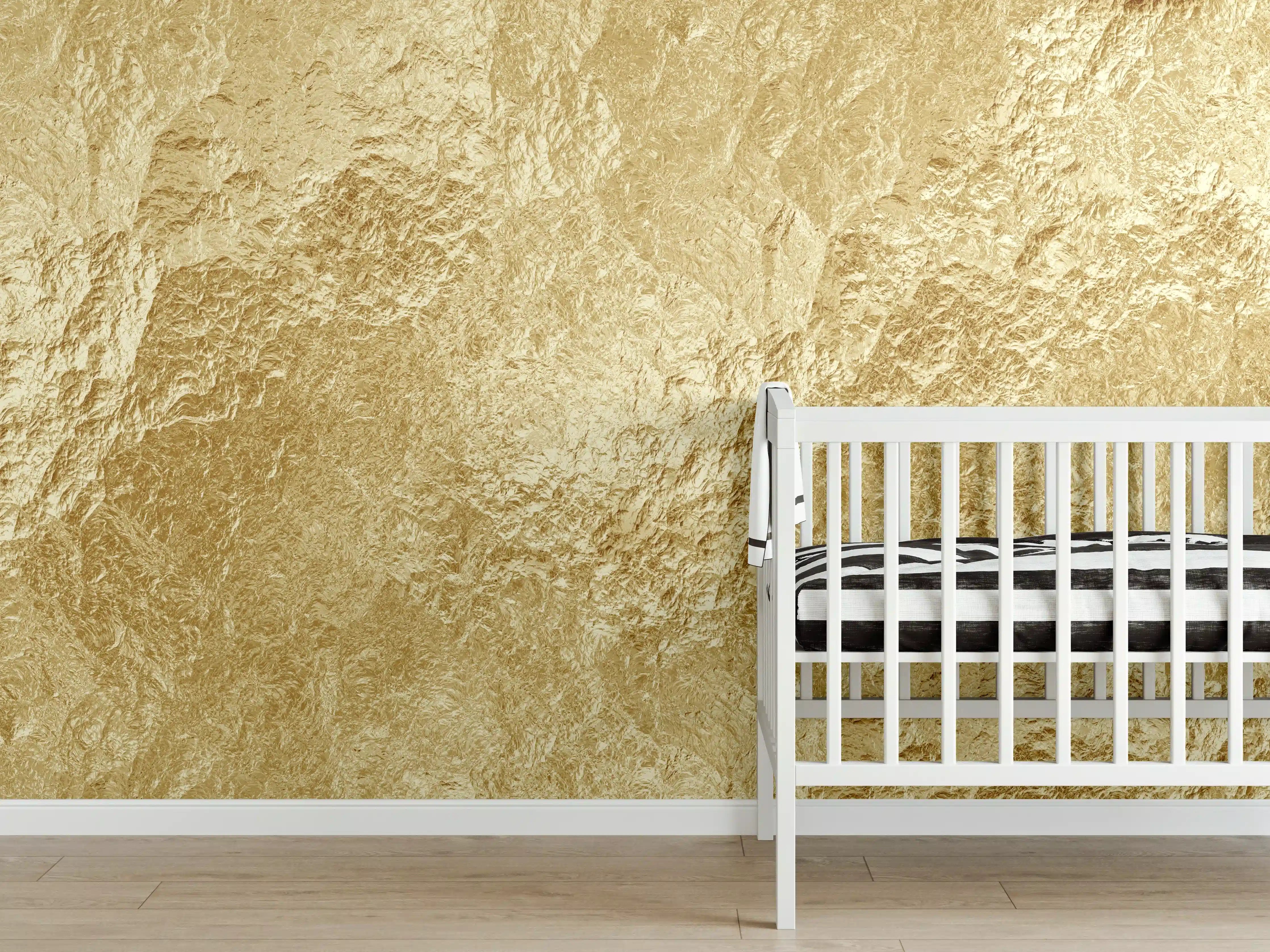 Babyzimmer Wandgestaltung - Goldene Textur mit elegantem Glanz