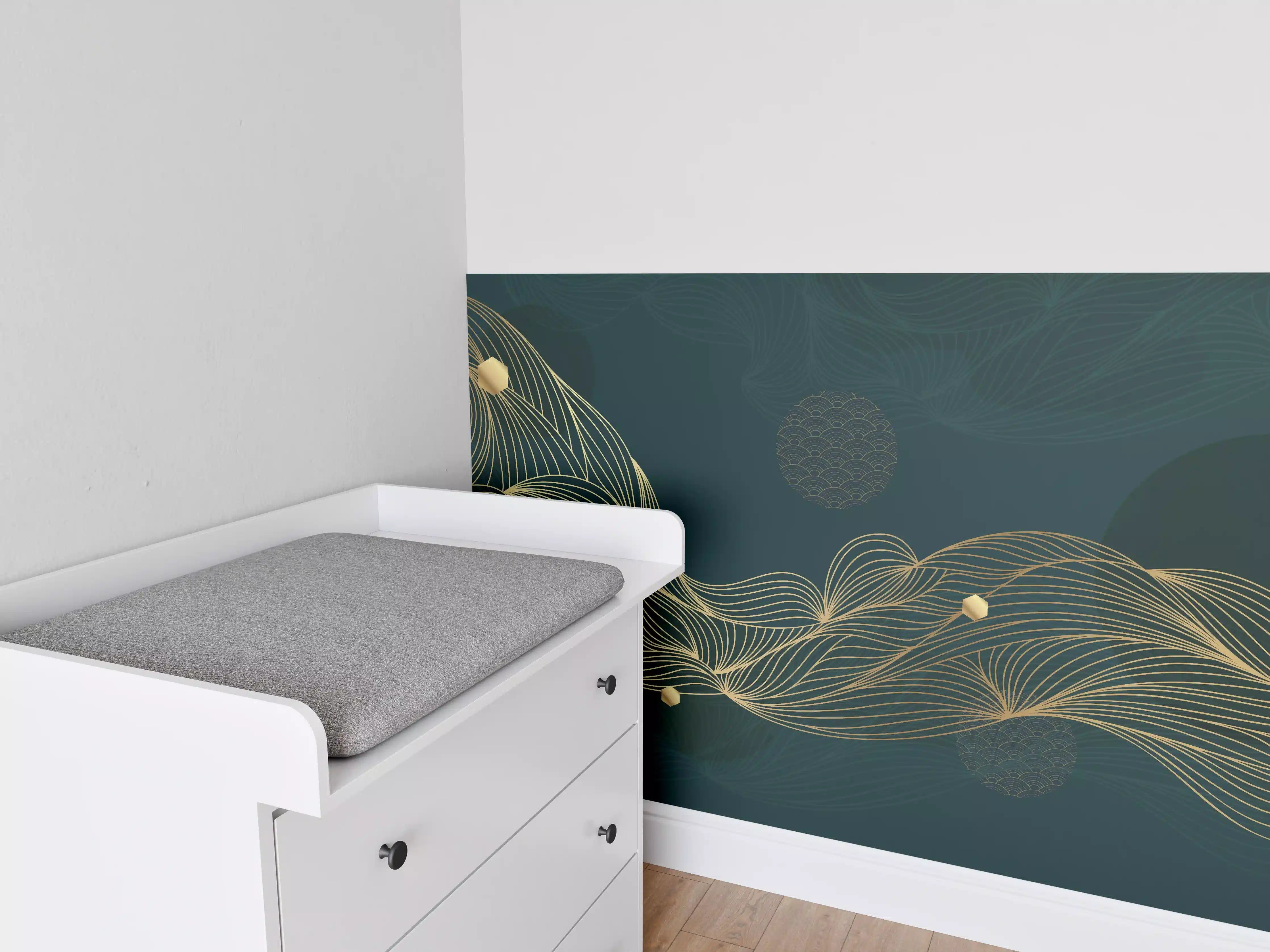 Babyzimmer Wandgestaltung - Goldene Wellenlinien auf Dunkelblau