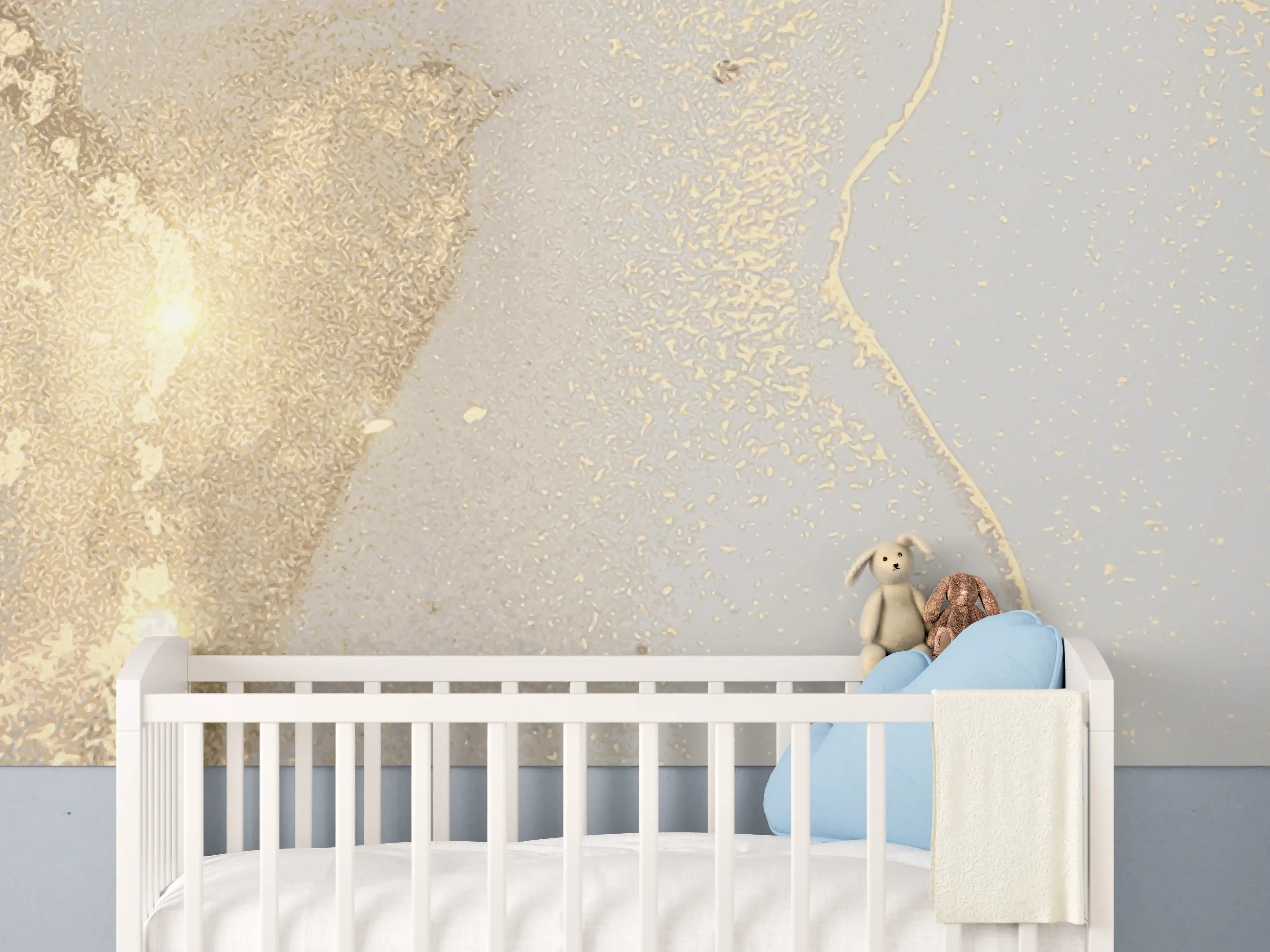 Babyzimmer Wandgestaltung - Goldener Glanz auf Cremeweiß