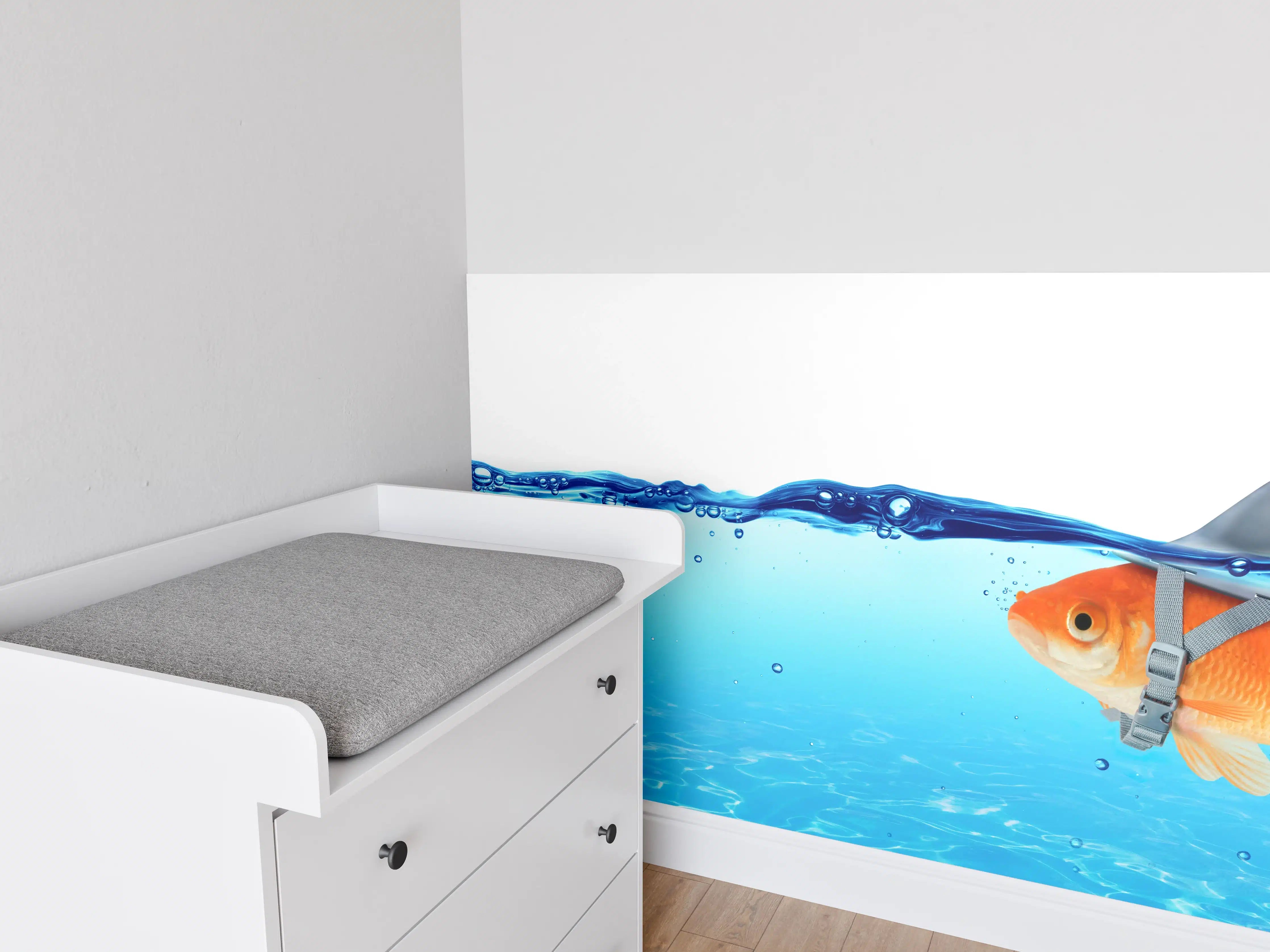 Babyzimmer Wandgestaltung - Goldfisch als Hai