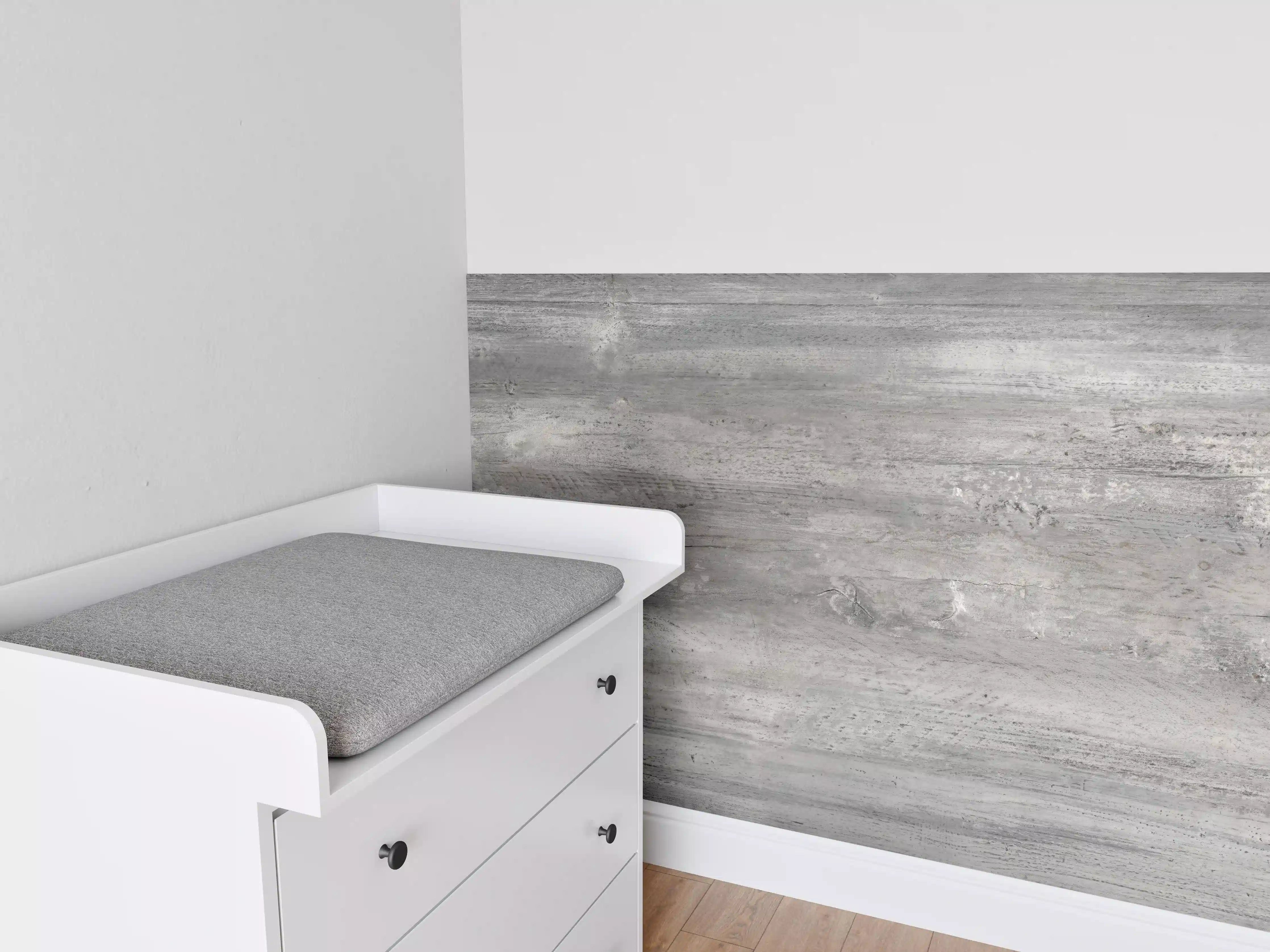 Babyzimmer Wandgestaltung - Gräuliche alte Holztextur