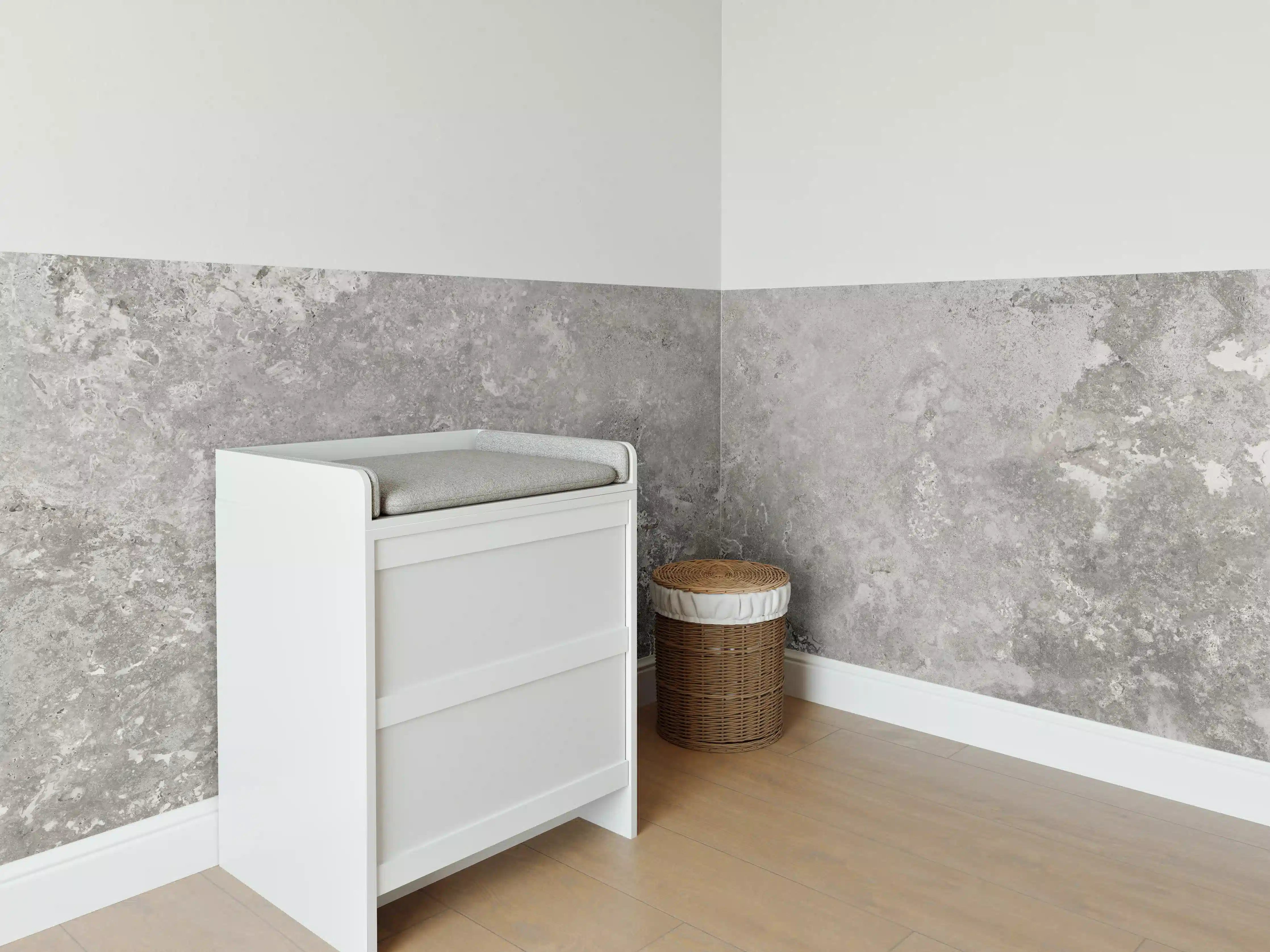 Babyzimmer Wandgestaltung - Gräulicher Zement