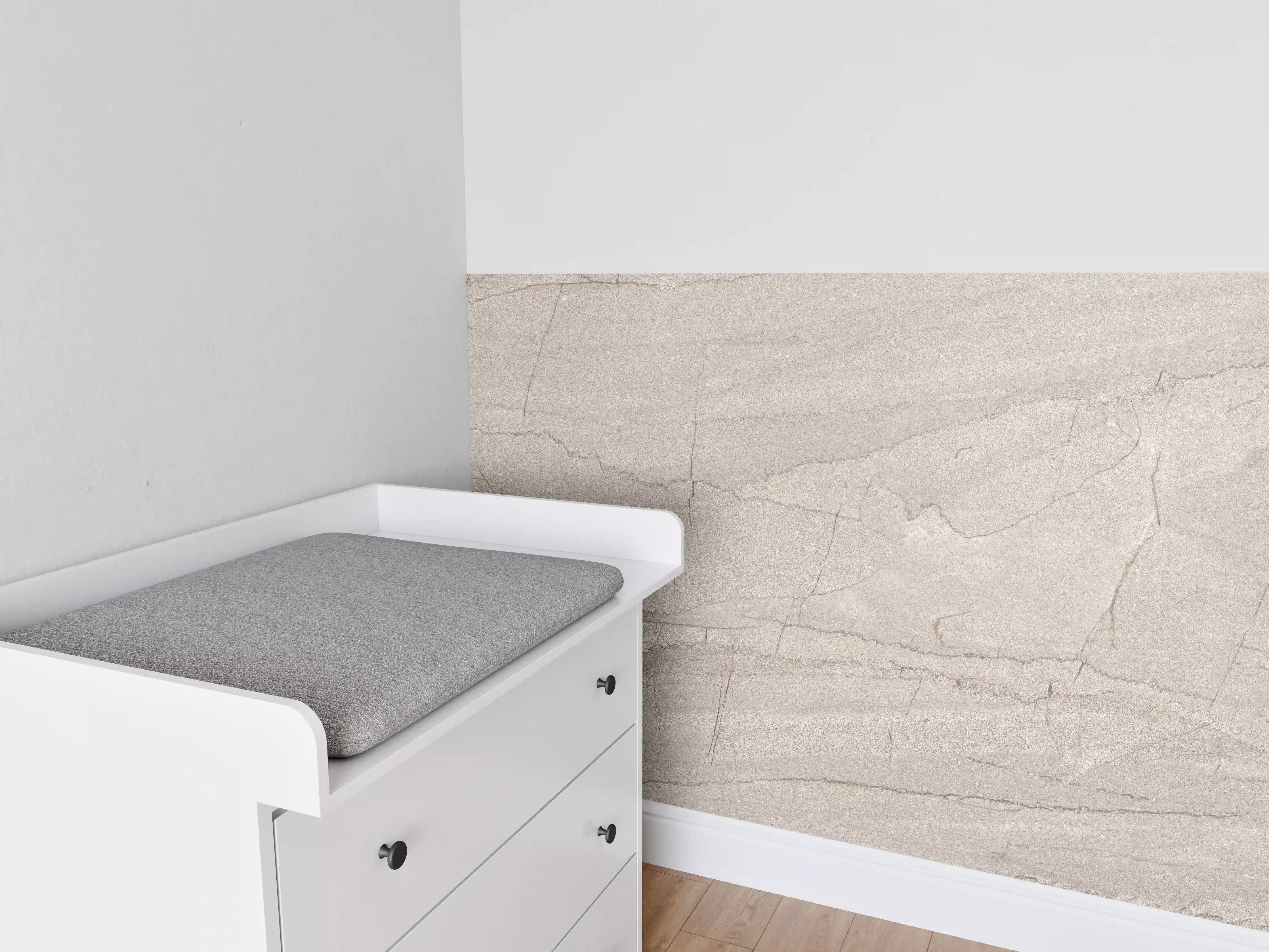 Babyzimmer Wandgestaltung - Gräulicher rissiger Marmor