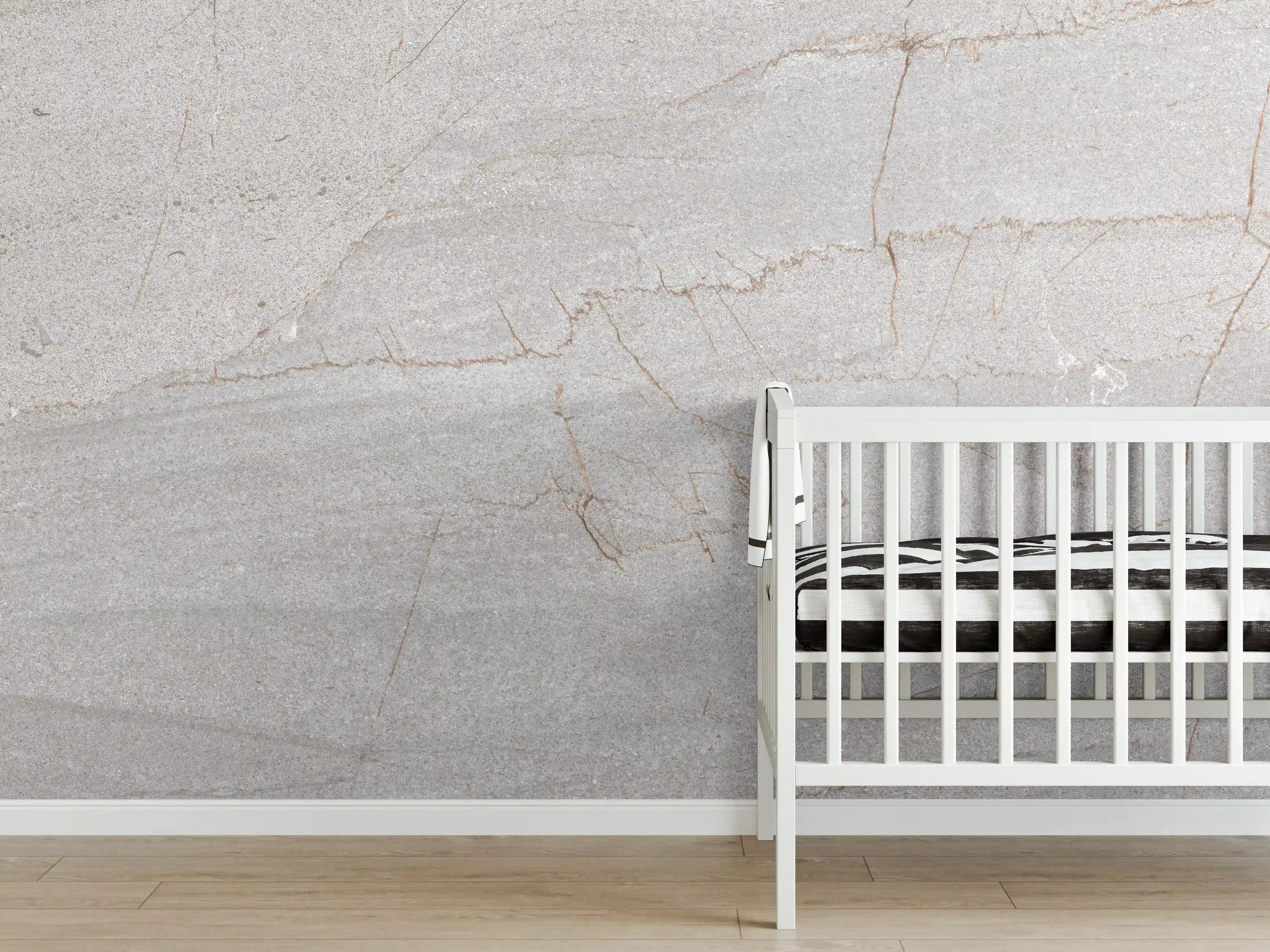 Babyzimmer Wandgestaltung - Gräuliches rissiges Marmormuster 