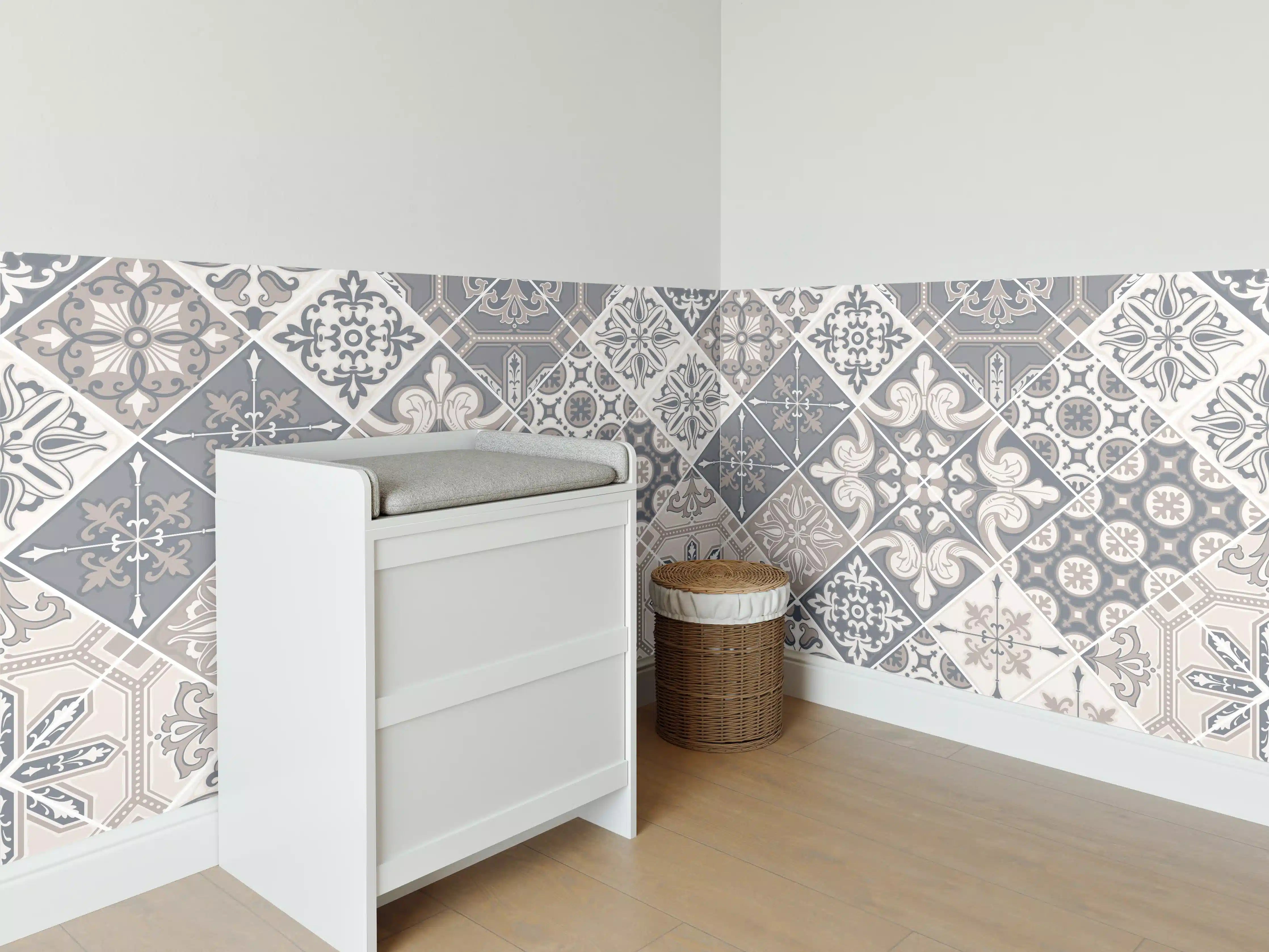 Babyzimmer Wandgestaltung - Grau-Weißes Fliesenmuster