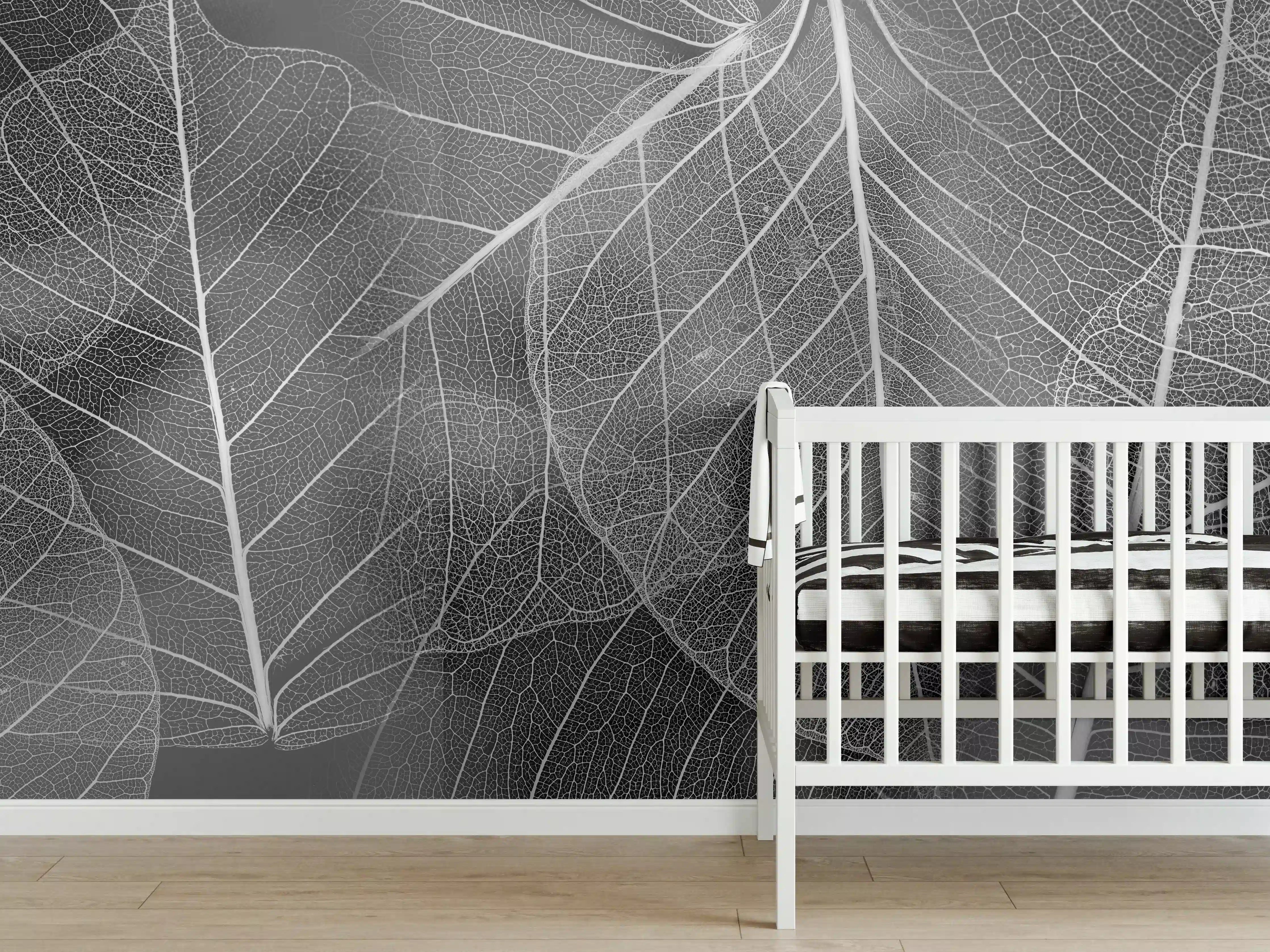 Babyzimmer Wandgestaltung - Grau-weißes Blattmuster Close-up