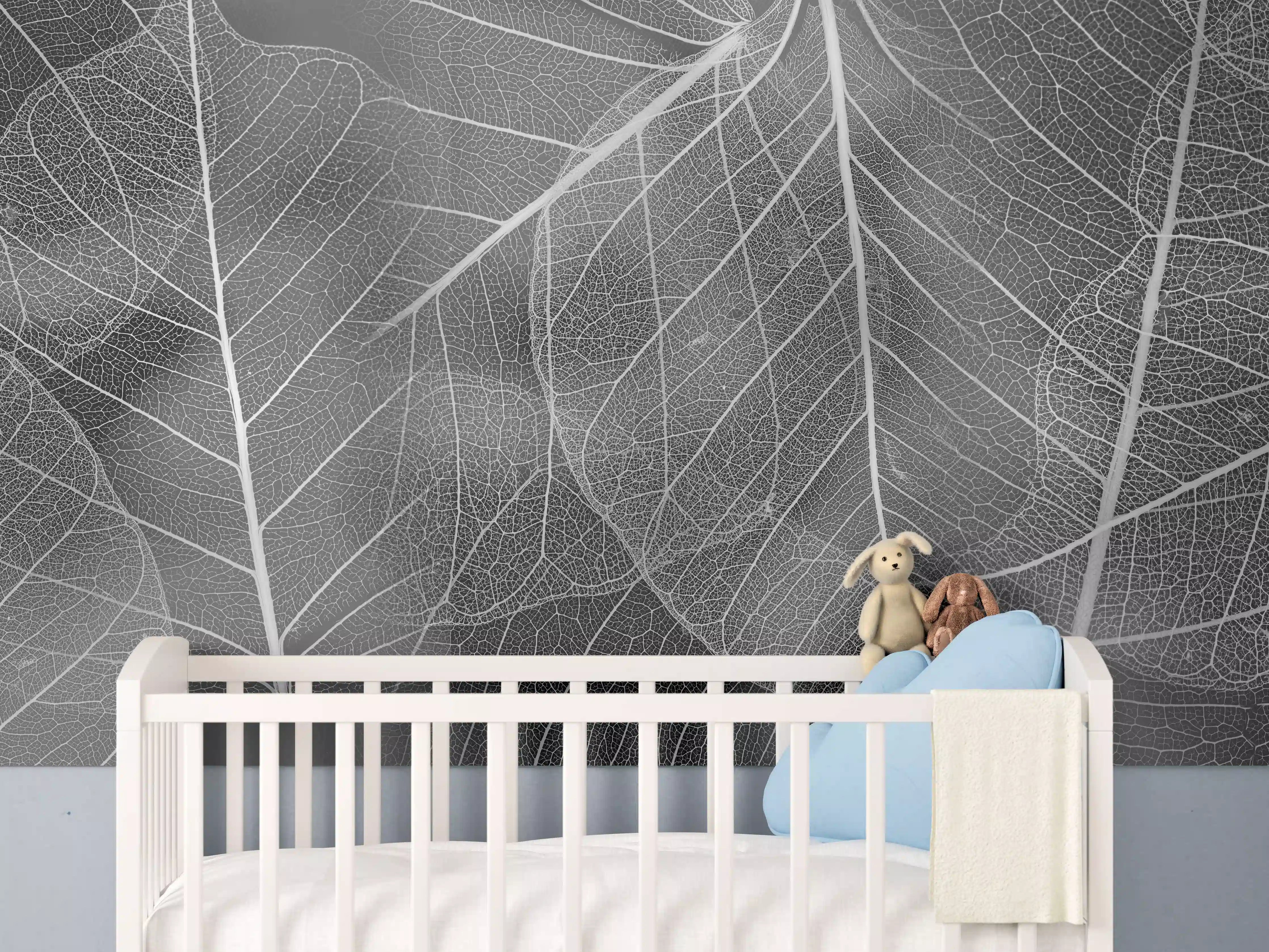 Babyzimmer Wandgestaltung - Grau-weißes Blattmuster Close-up
