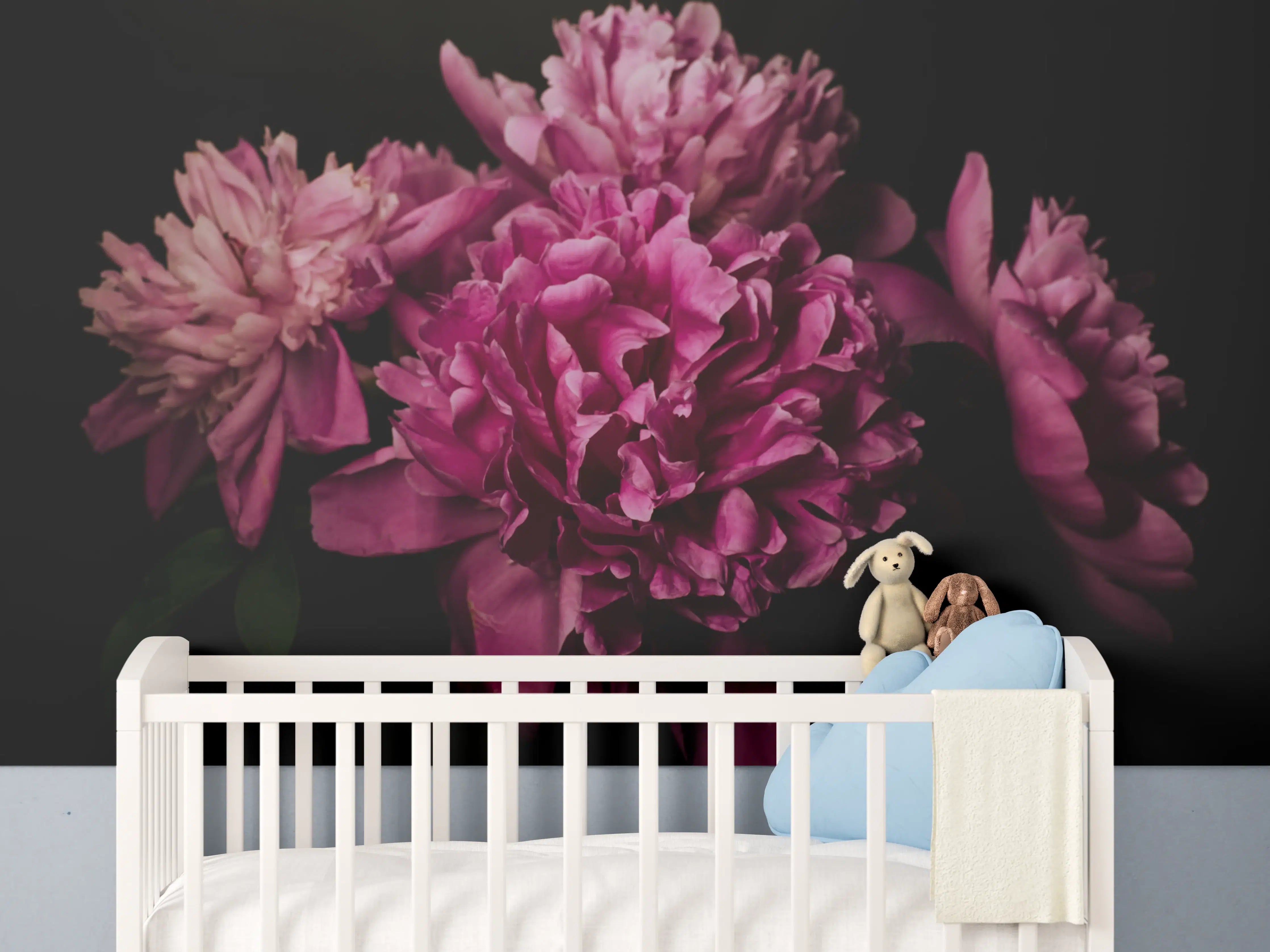 Babyzimmer Wandgestaltung - Graue Pfingstrosen im Schatten