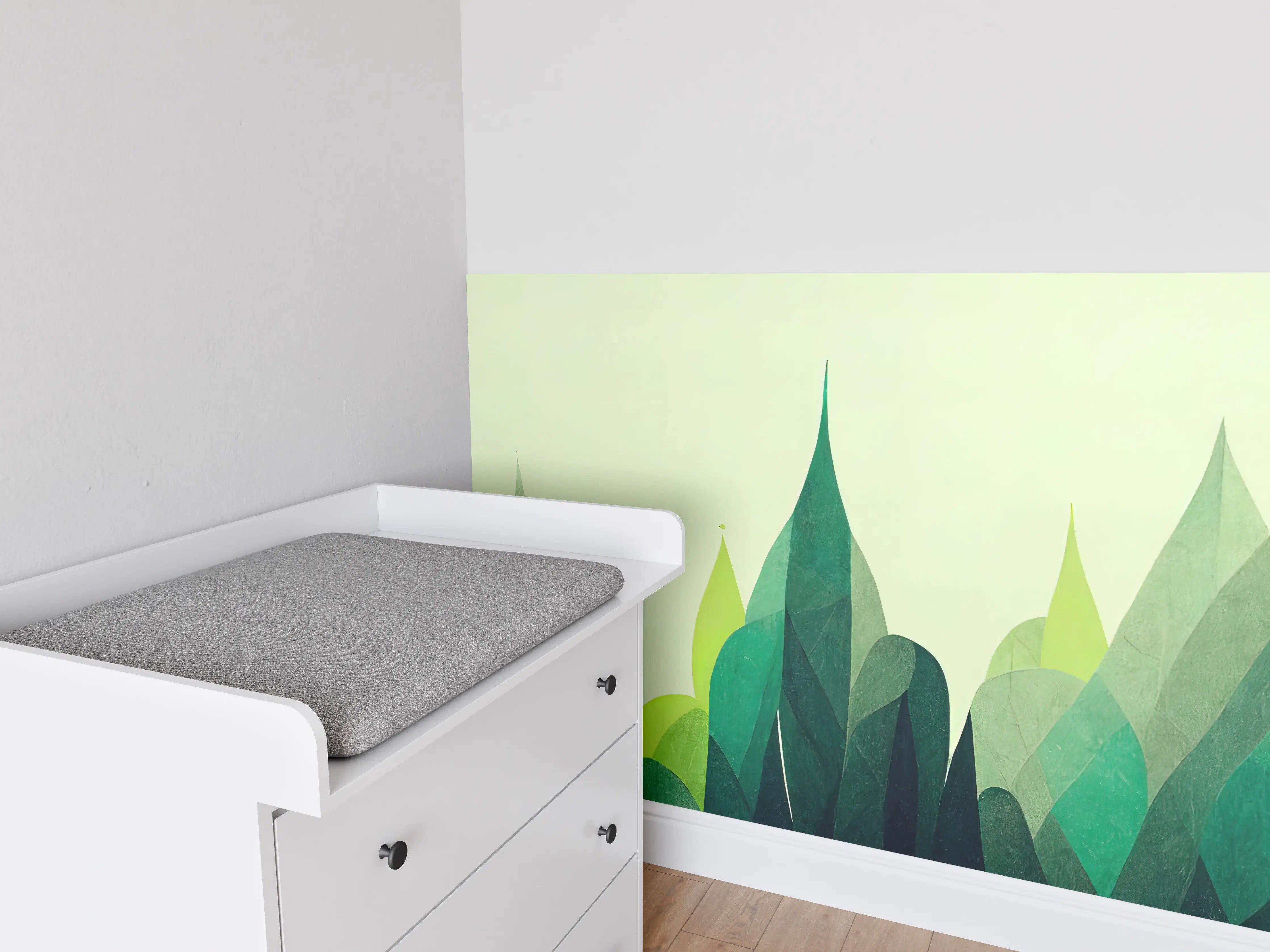 Babyzimmer Wandgestaltung - Graue Schatten in Grüner Bergwelt