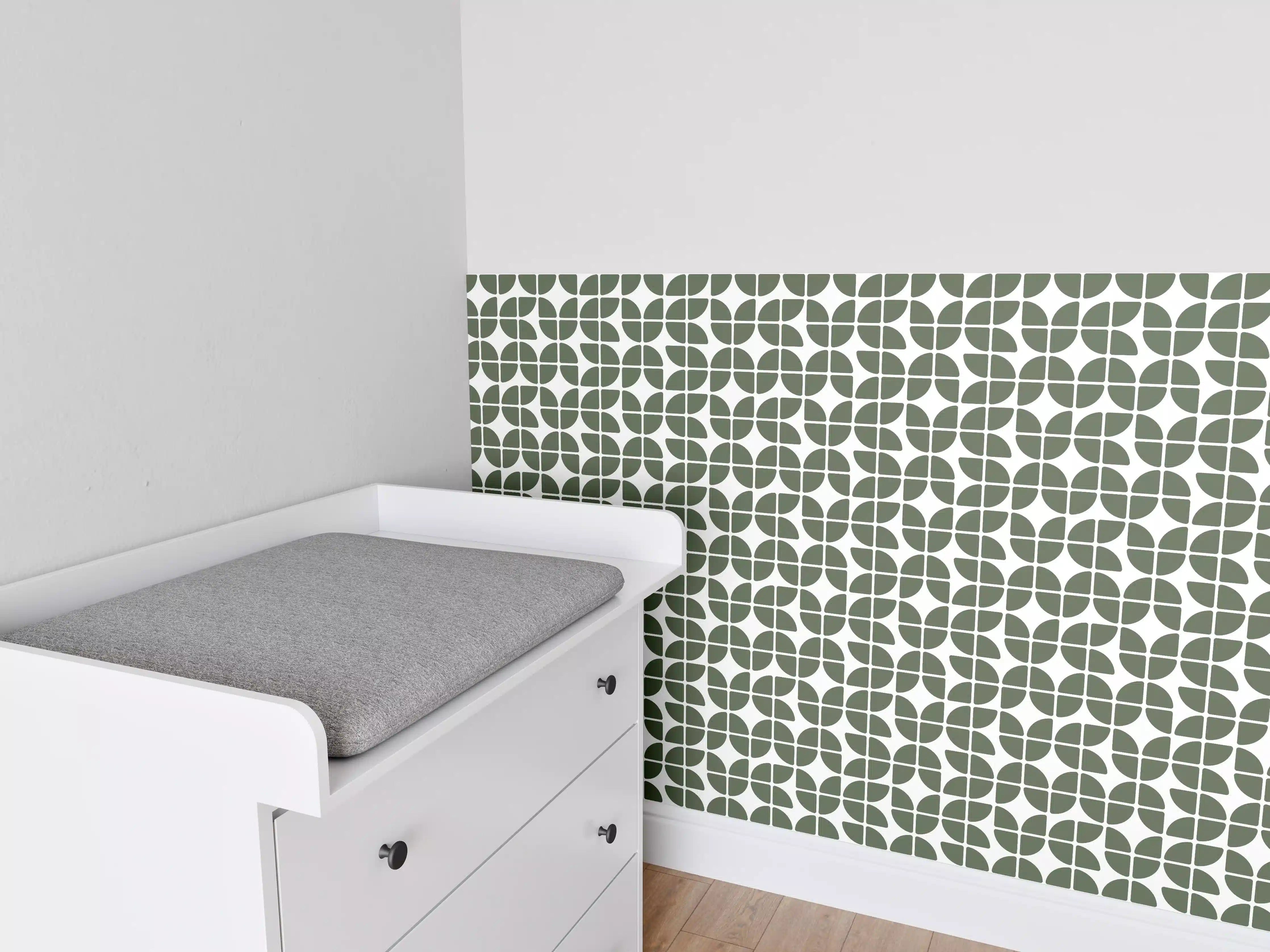 Babyzimmer Wandgestaltung - Graue Struktur mit weißen Akzenten