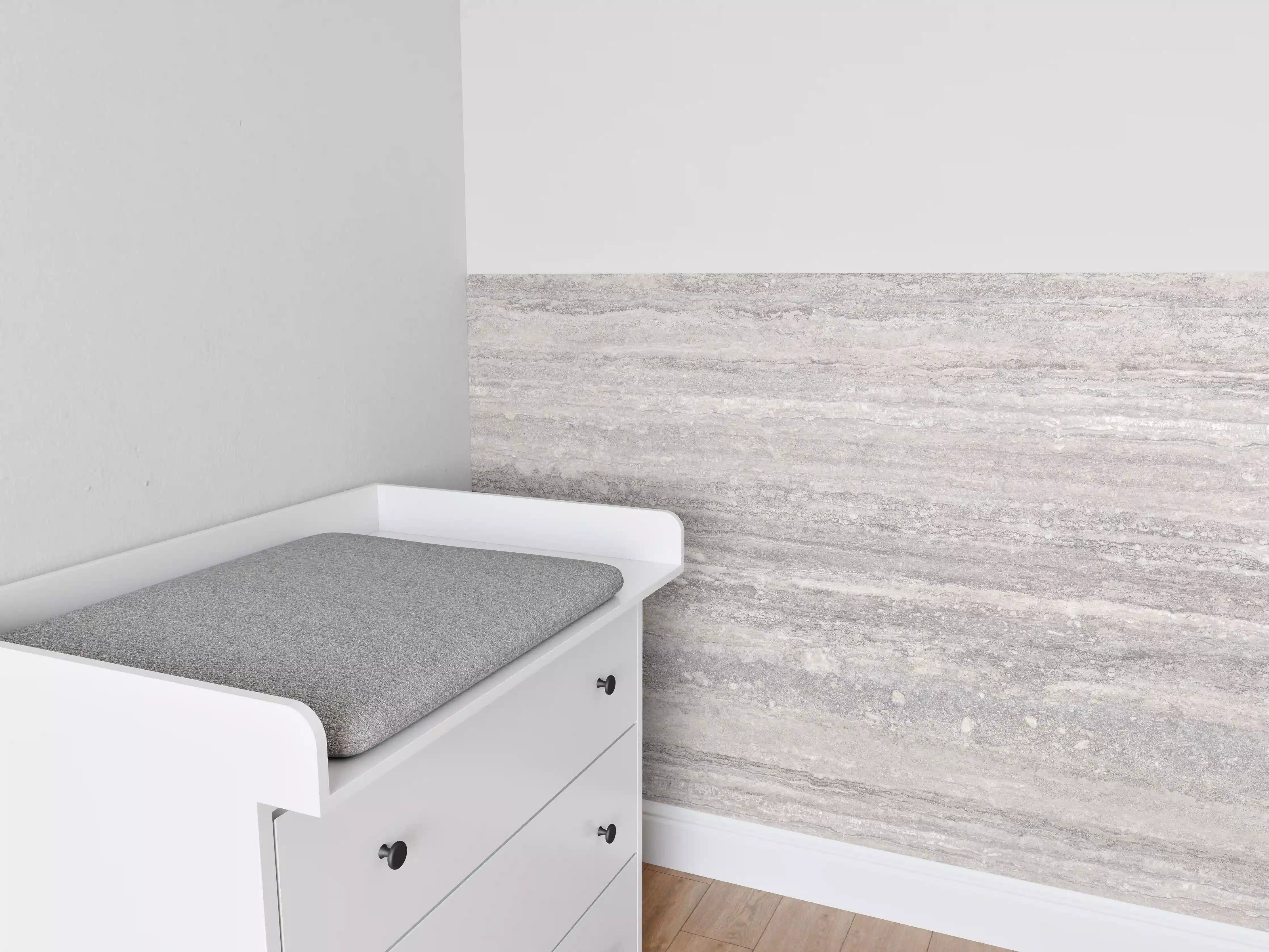 Babyzimmer Wandgestaltung - Grauer Travertin Stein