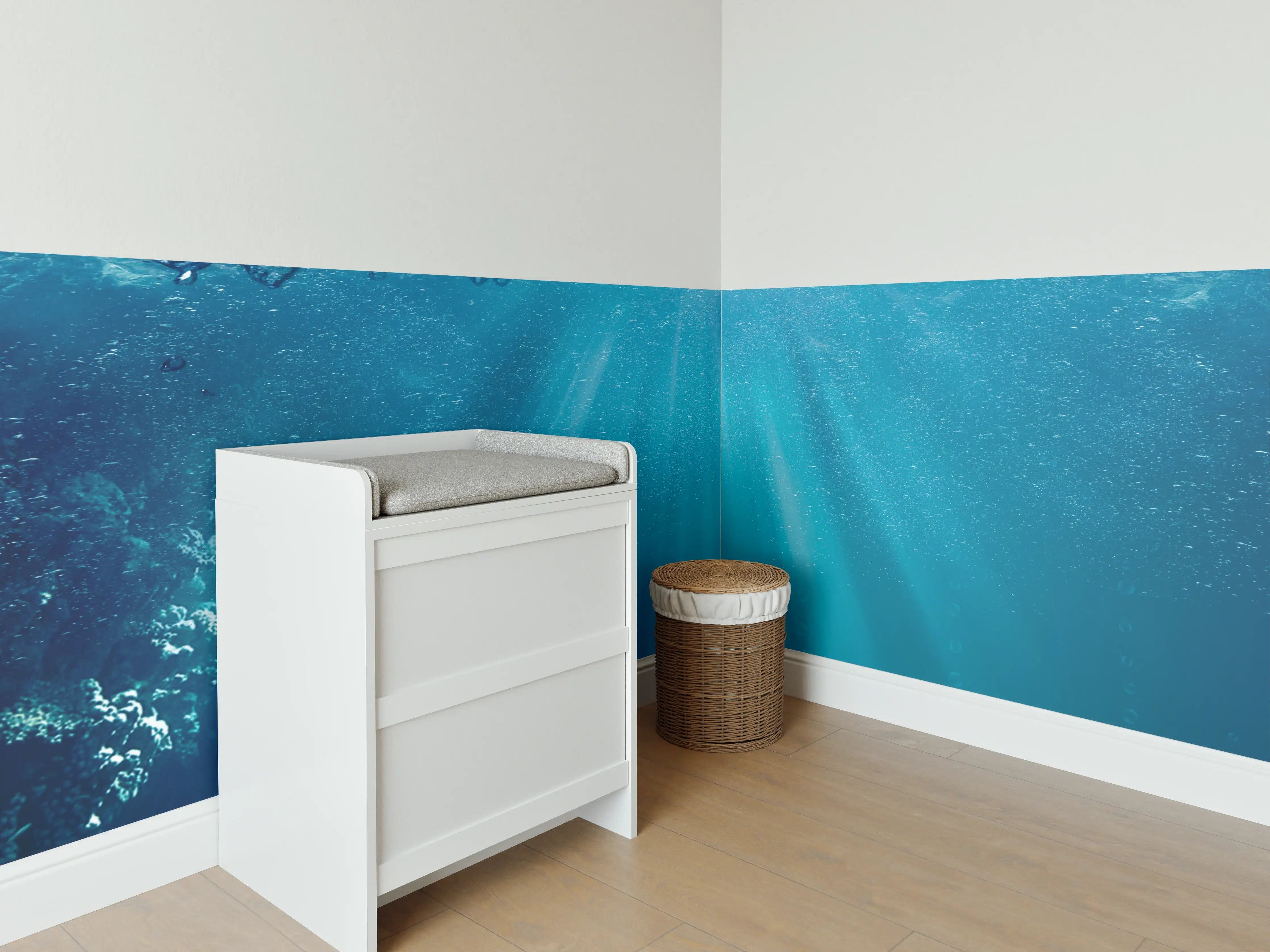 Babyzimmer Wandgestaltung - Grauwe Sonnenblicke unter Wasser
