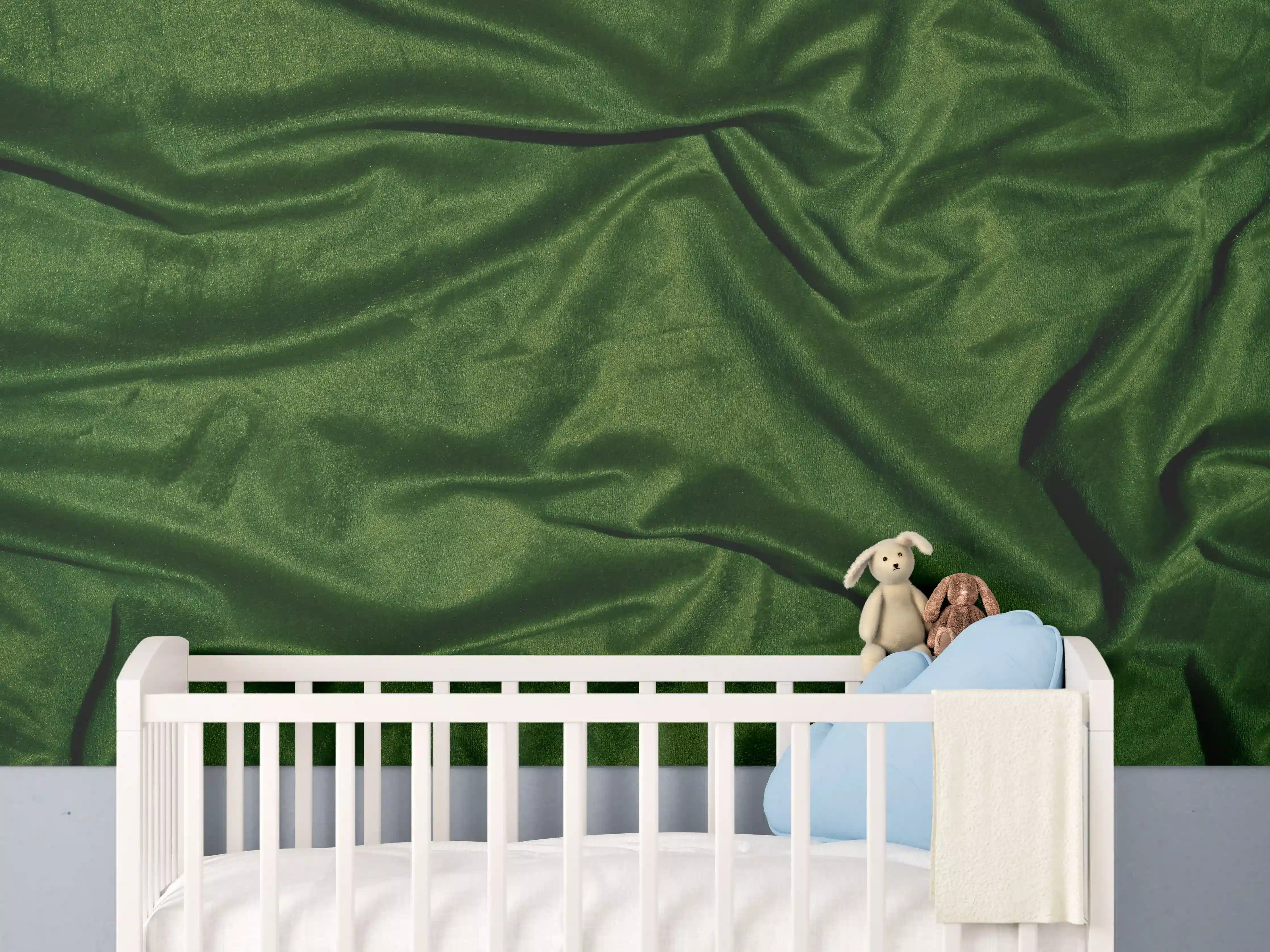 Babyzimmer Wandgestaltung - Grüner Seidenstoff Hintergrund