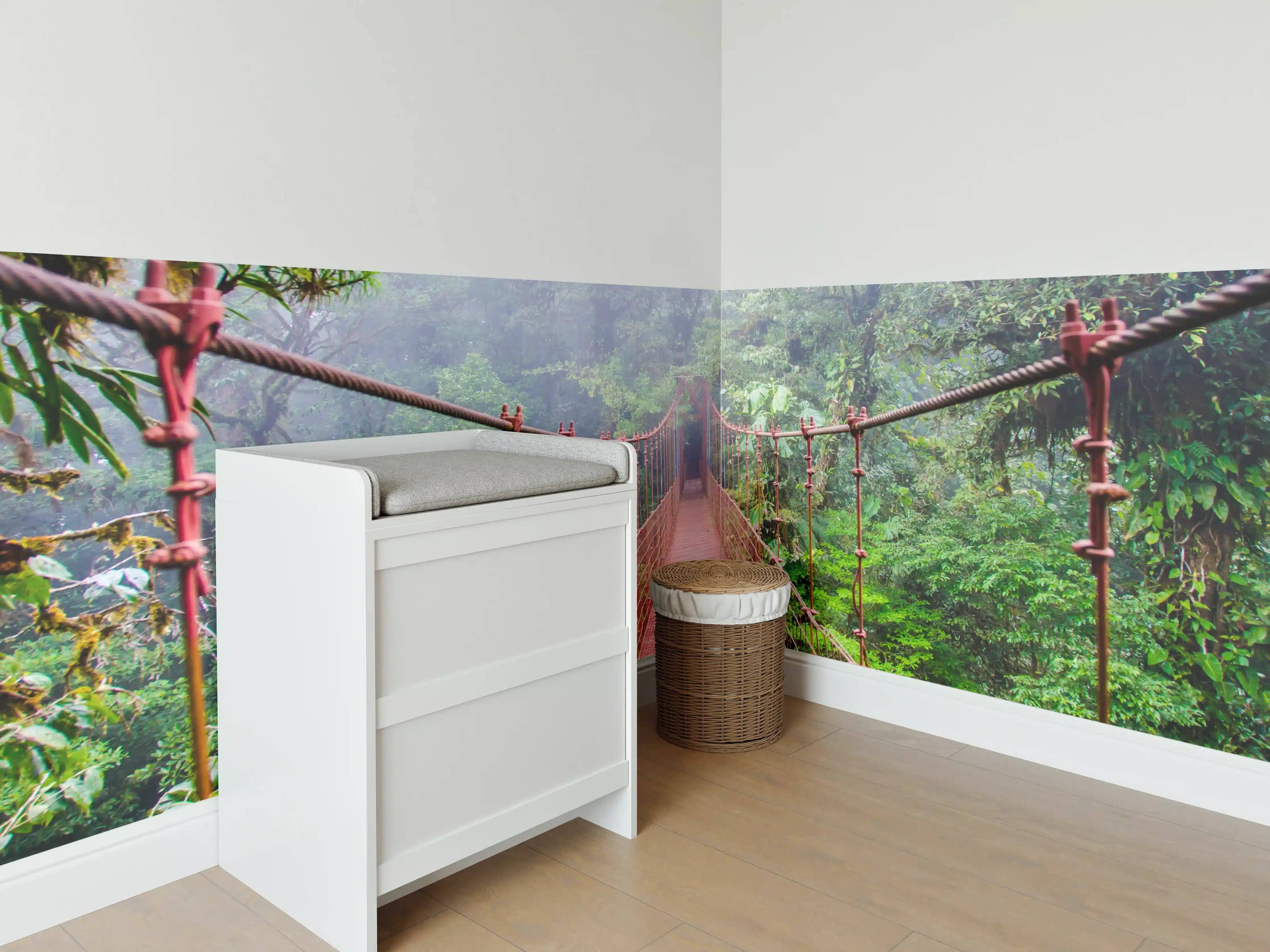 Babyzimmer Wandgestaltung - Hängebrücke im Regenwald Costa Rica