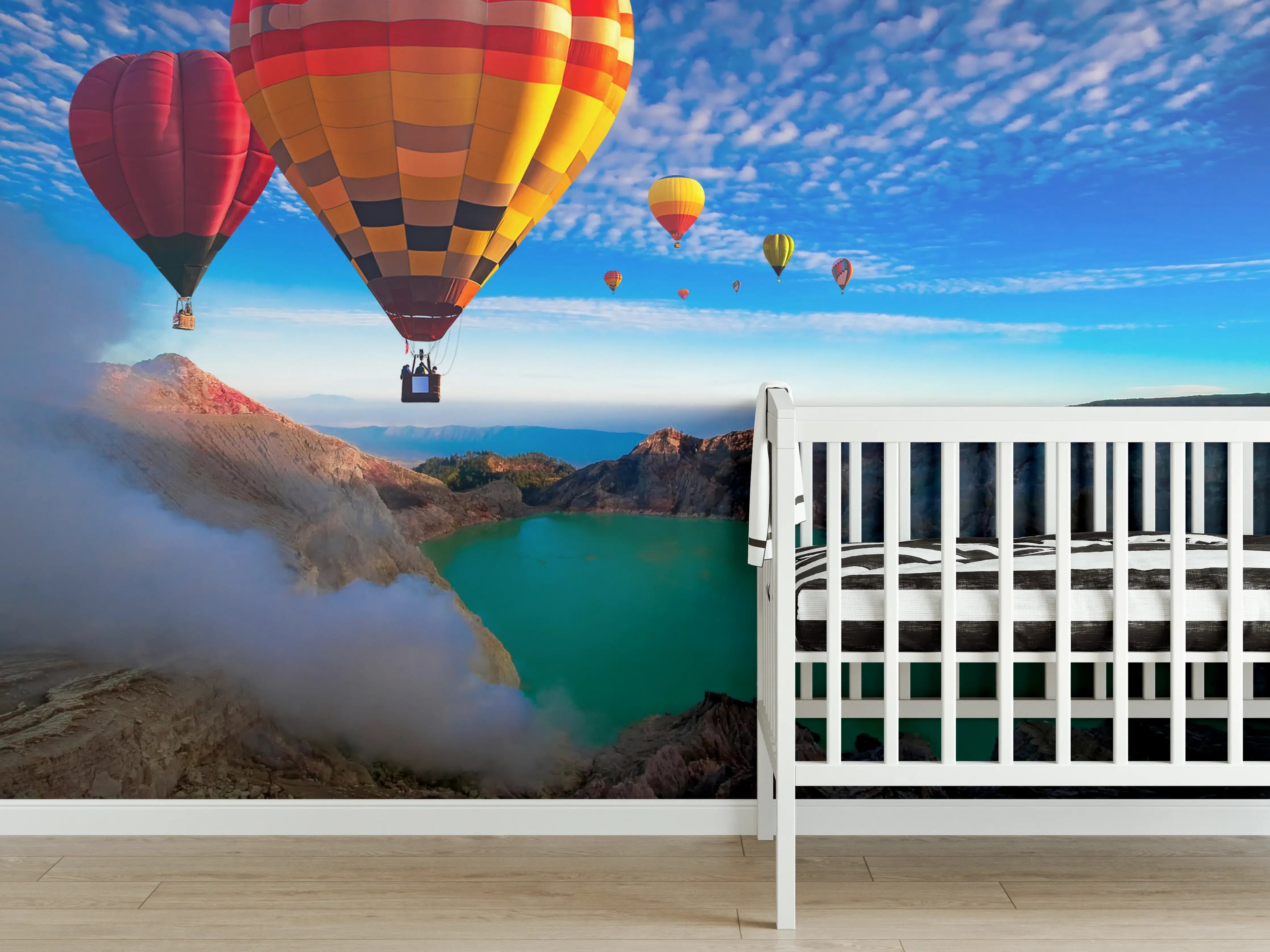 Babyzimmer Wandgestaltung - Heißluftballons über dem Krater Kawah Ijen