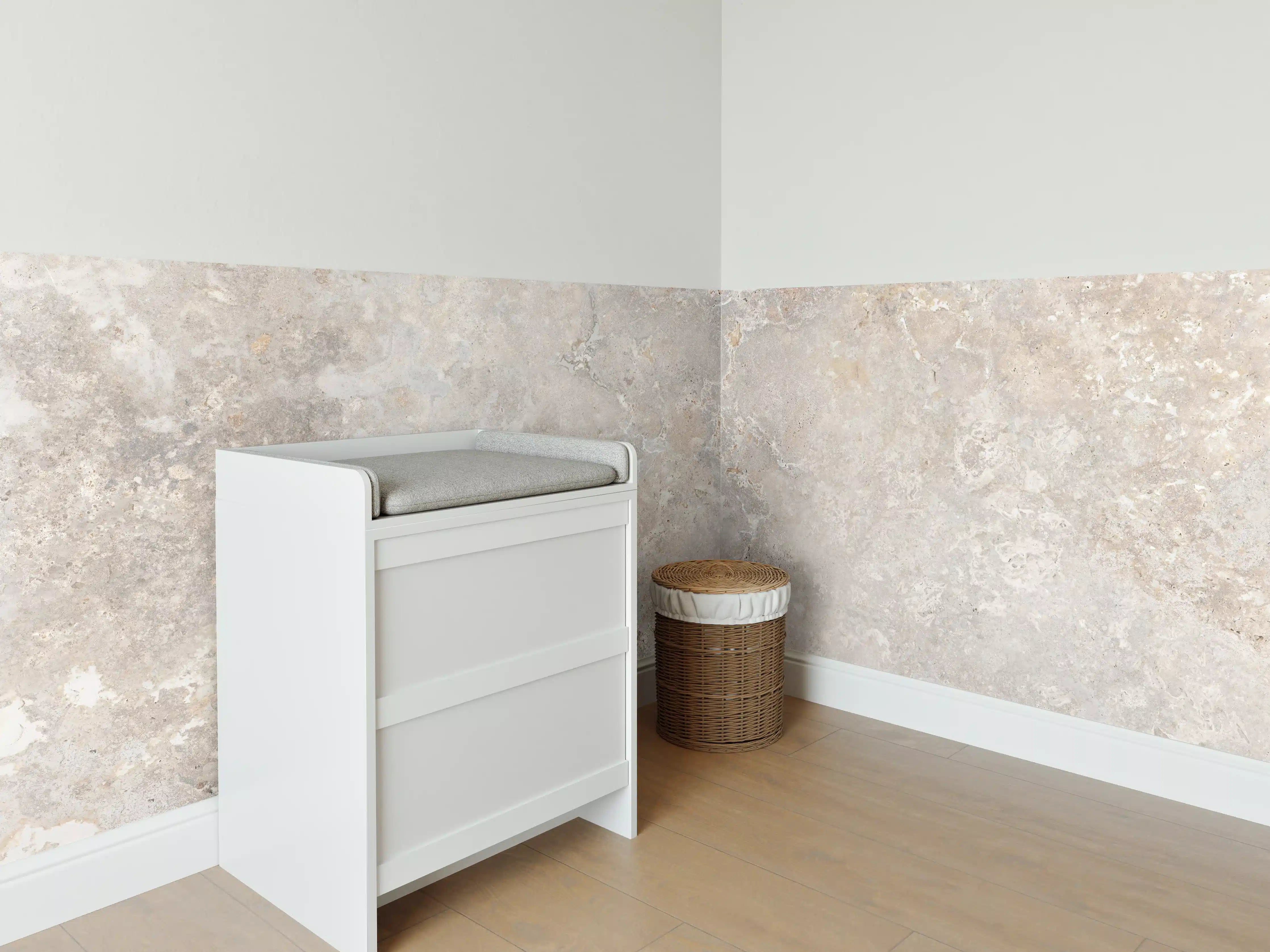 Babyzimmer Wandgestaltung - Hell bräunliche edle Marmortextur