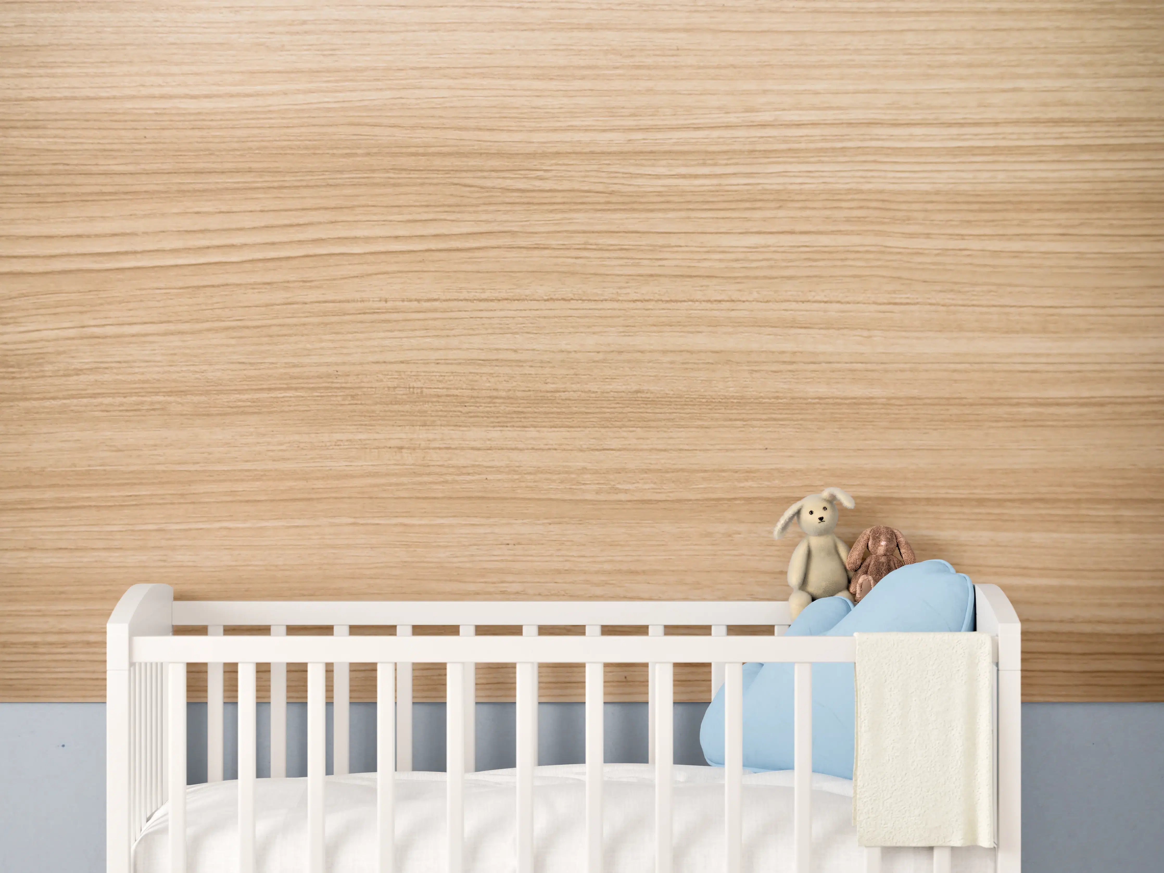 Babyzimmer Wandgestaltung - Helle Holzwand in natürlichem Ton