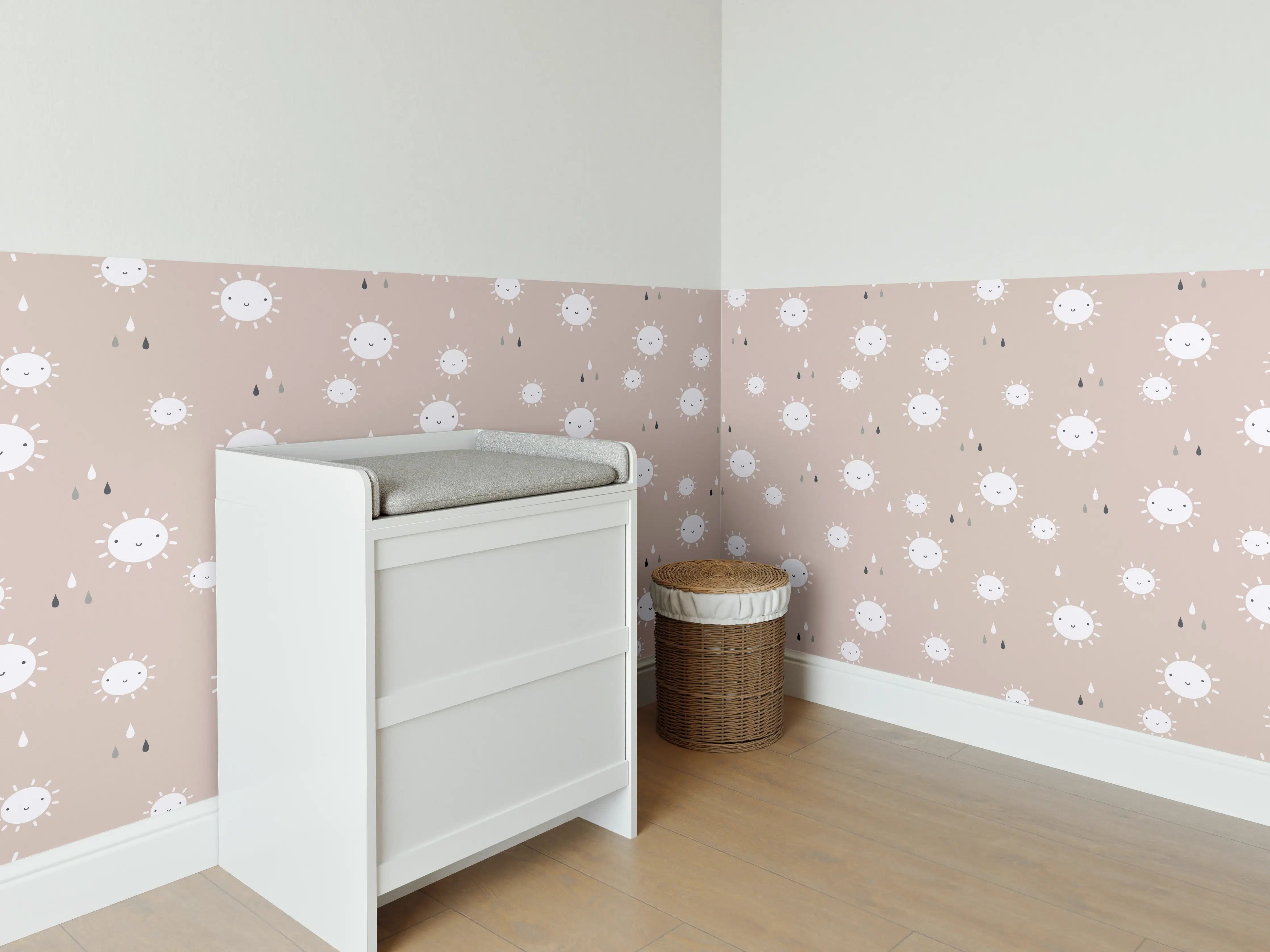 Babyzimmer Wandgestaltung - Helle Polka Dot Wandgestaltung in gedeckten Tönen