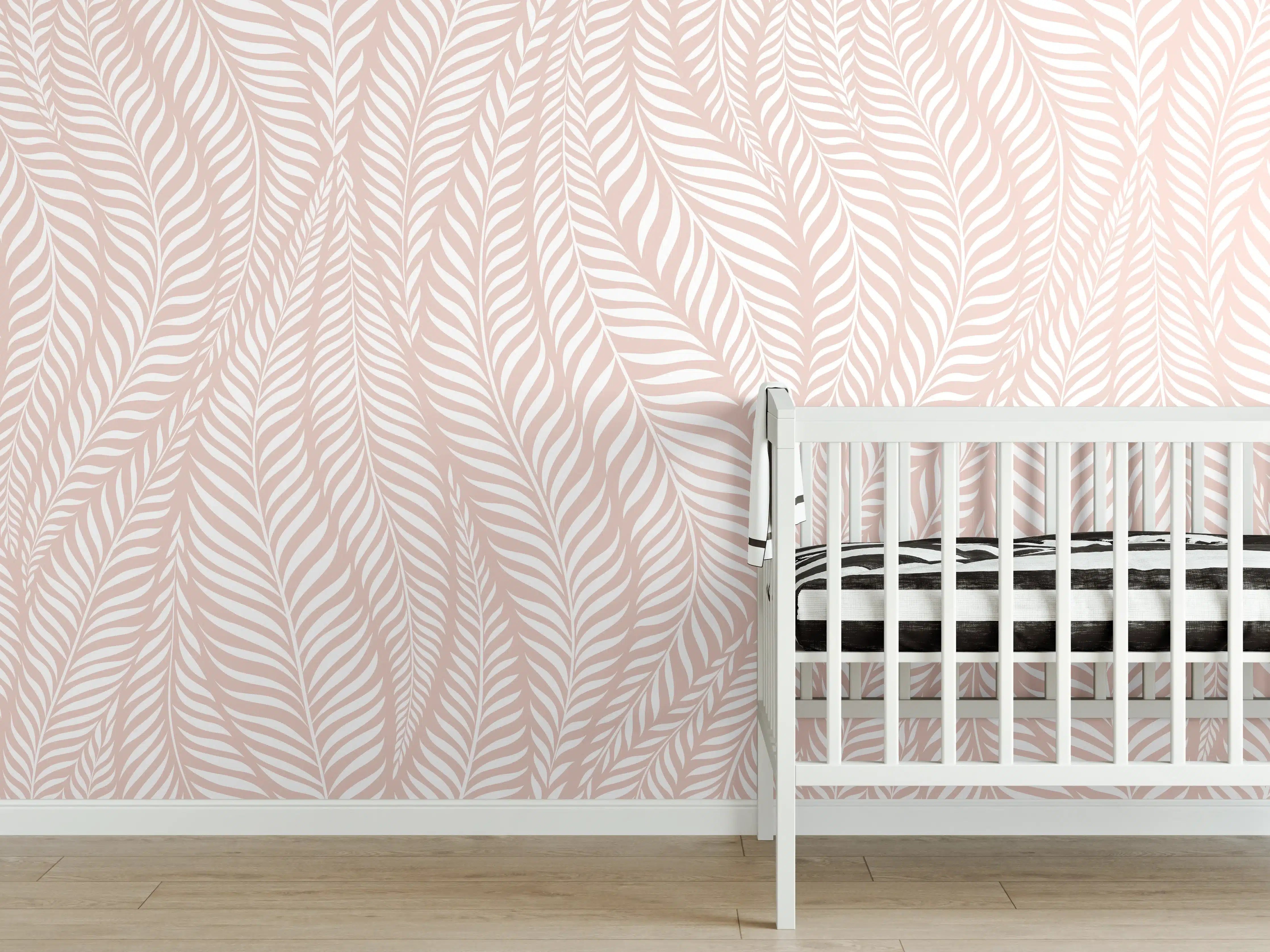 Babyzimmer Wandgestaltung - Helle Weiß-Grau-Musterwand mit zarten Graunuancen