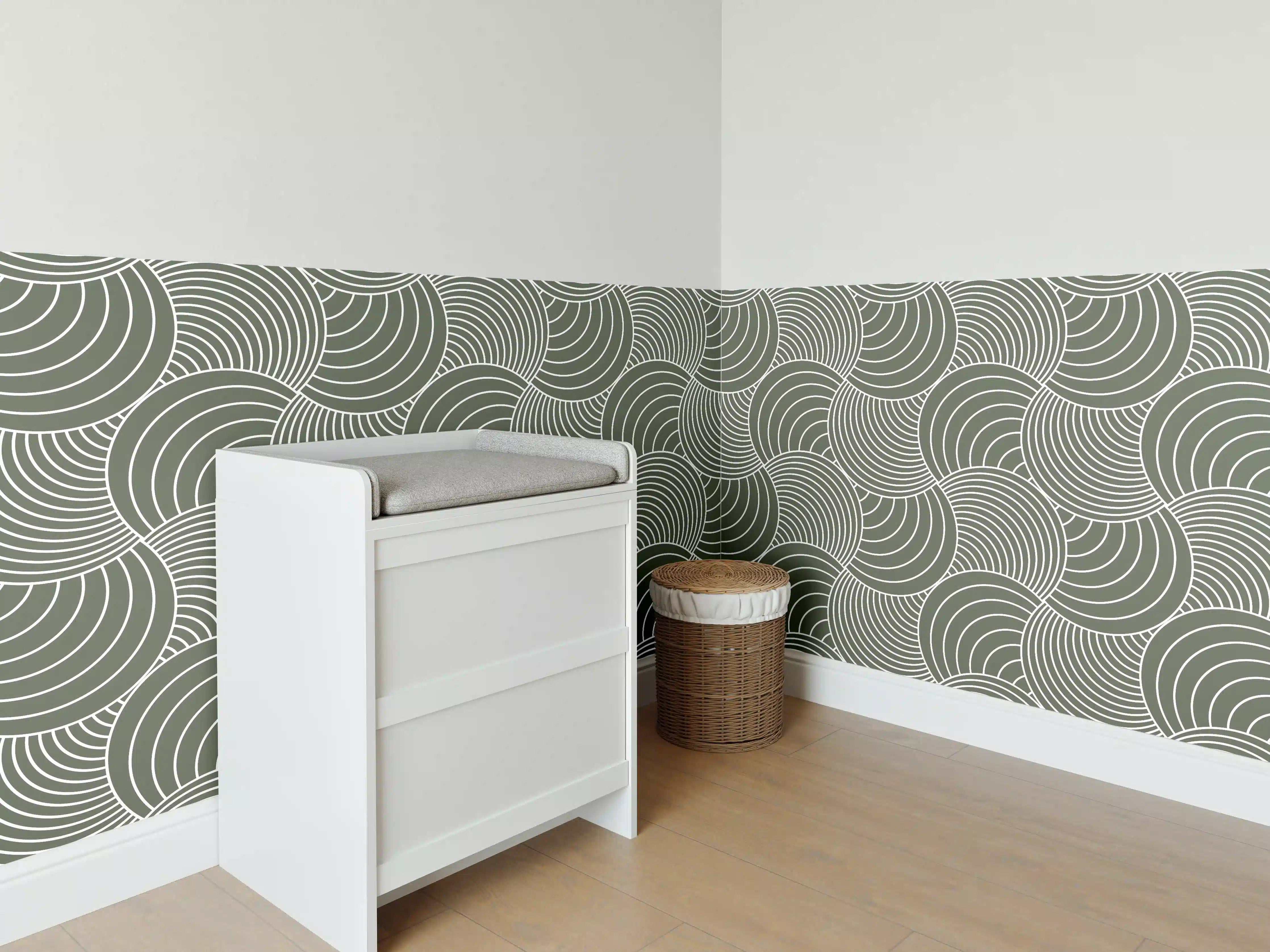 Babyzimmer Wandgestaltung - Helle Wellenmuster mit zarten Grautönen