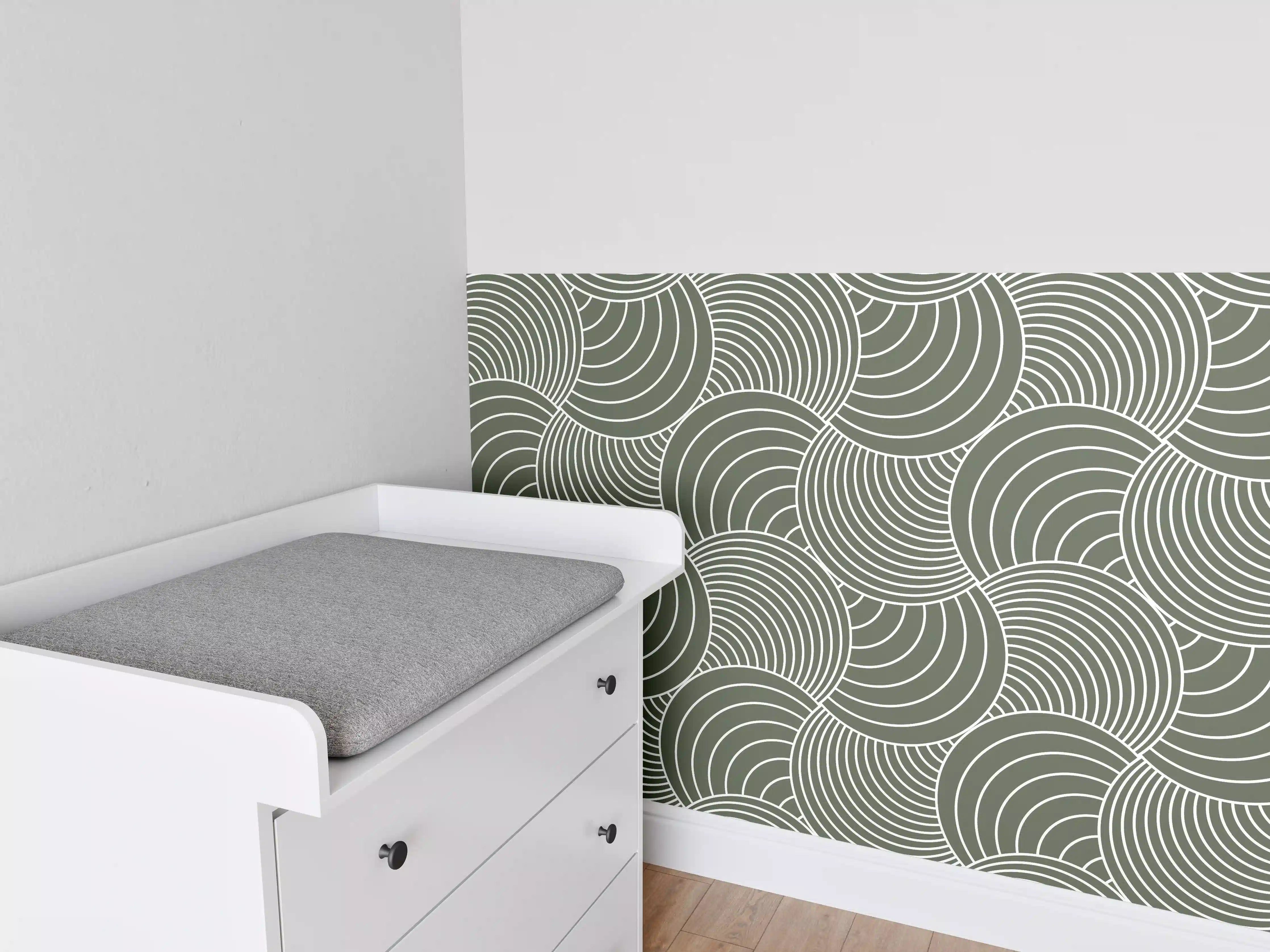 Babyzimmer Wandgestaltung - Helle Wellenmuster mit zarten Grautönen