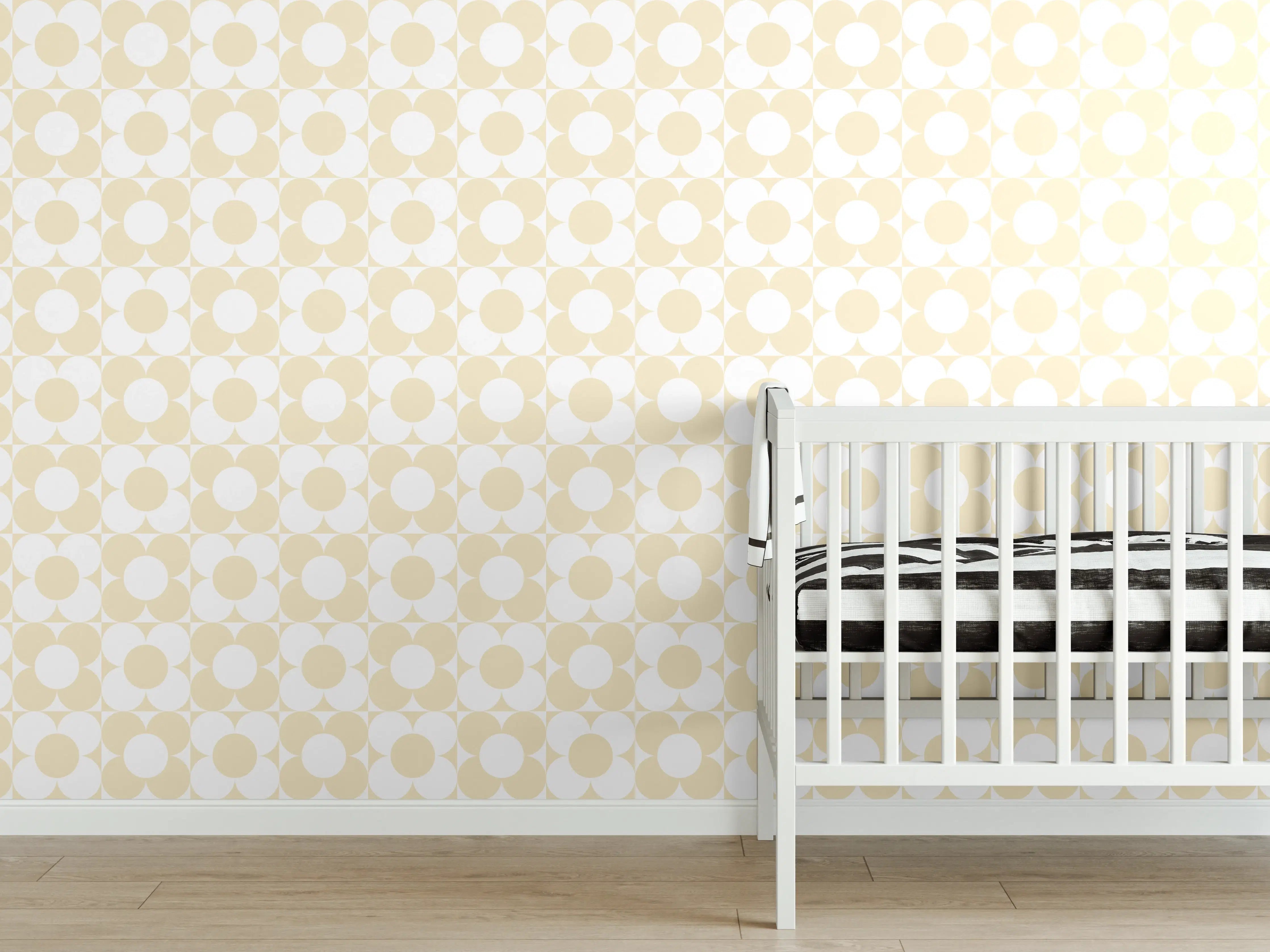 Babyzimmer Wandgestaltung - Helle, weiße Akzentwand