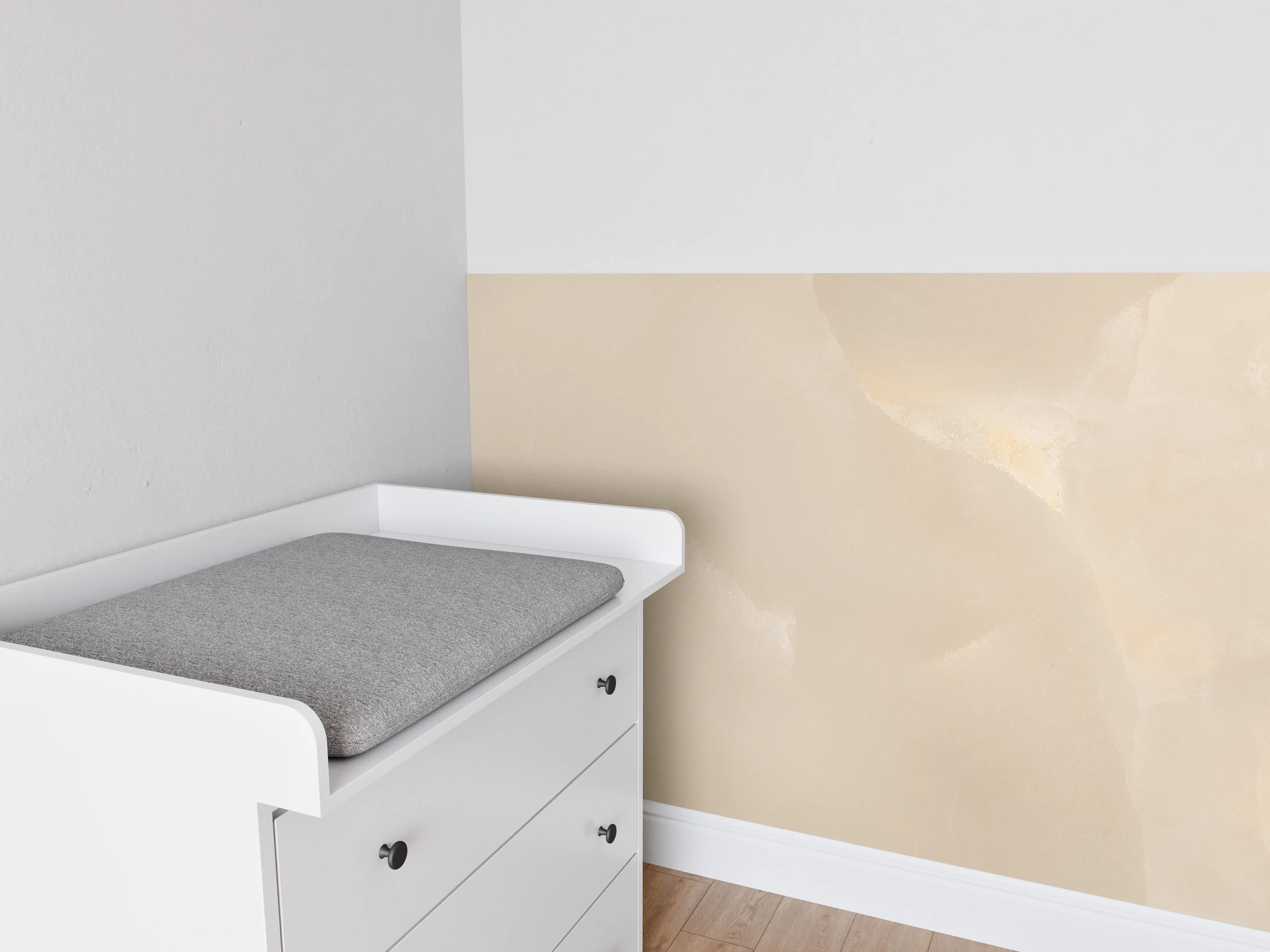 Babyzimmer Wandgestaltung - Heller Beige-Verlauf mit sanften Texturen