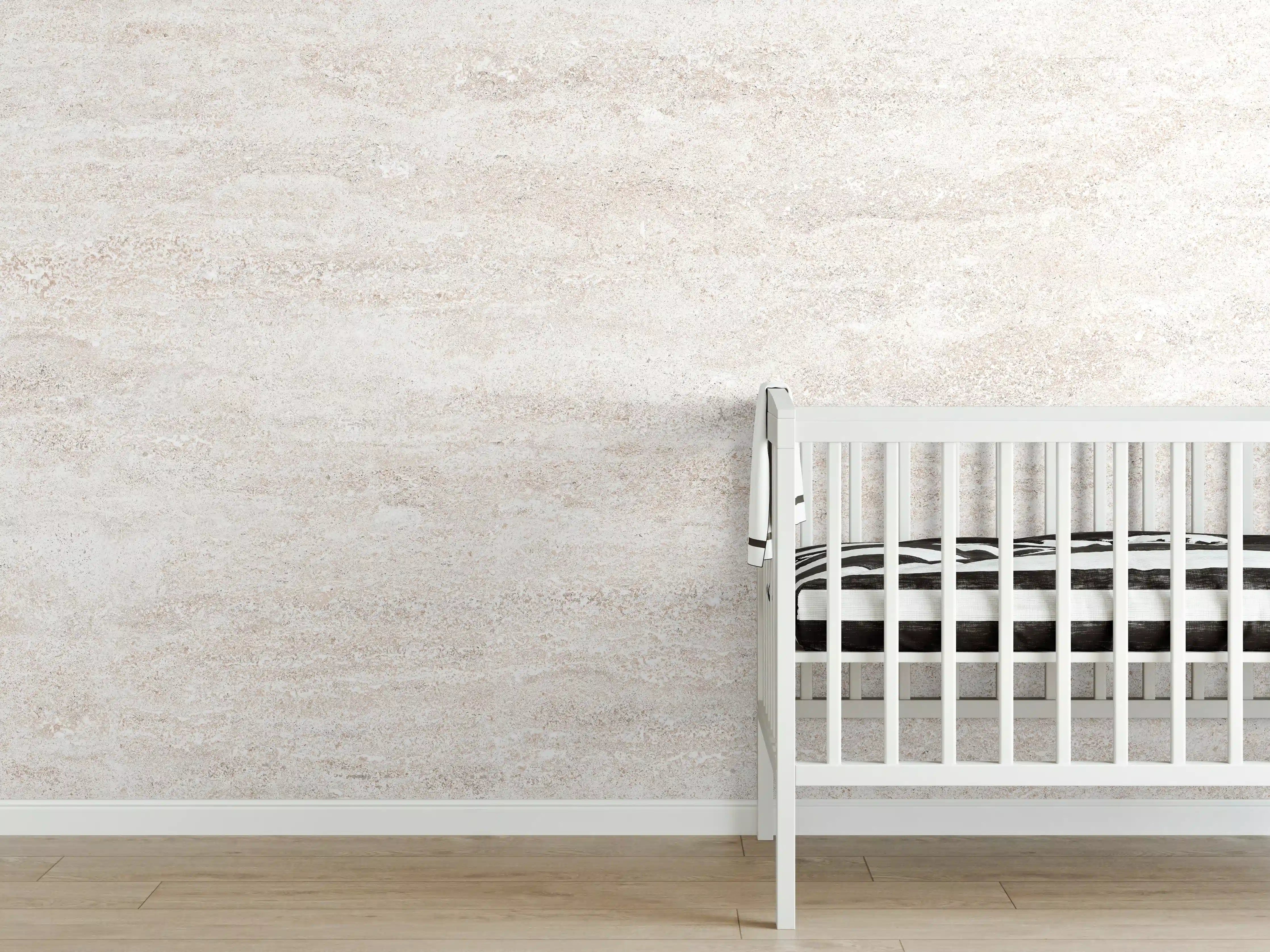 Babyzimmer Wandgestaltung - Heller Naturstein mit feiner Struktur