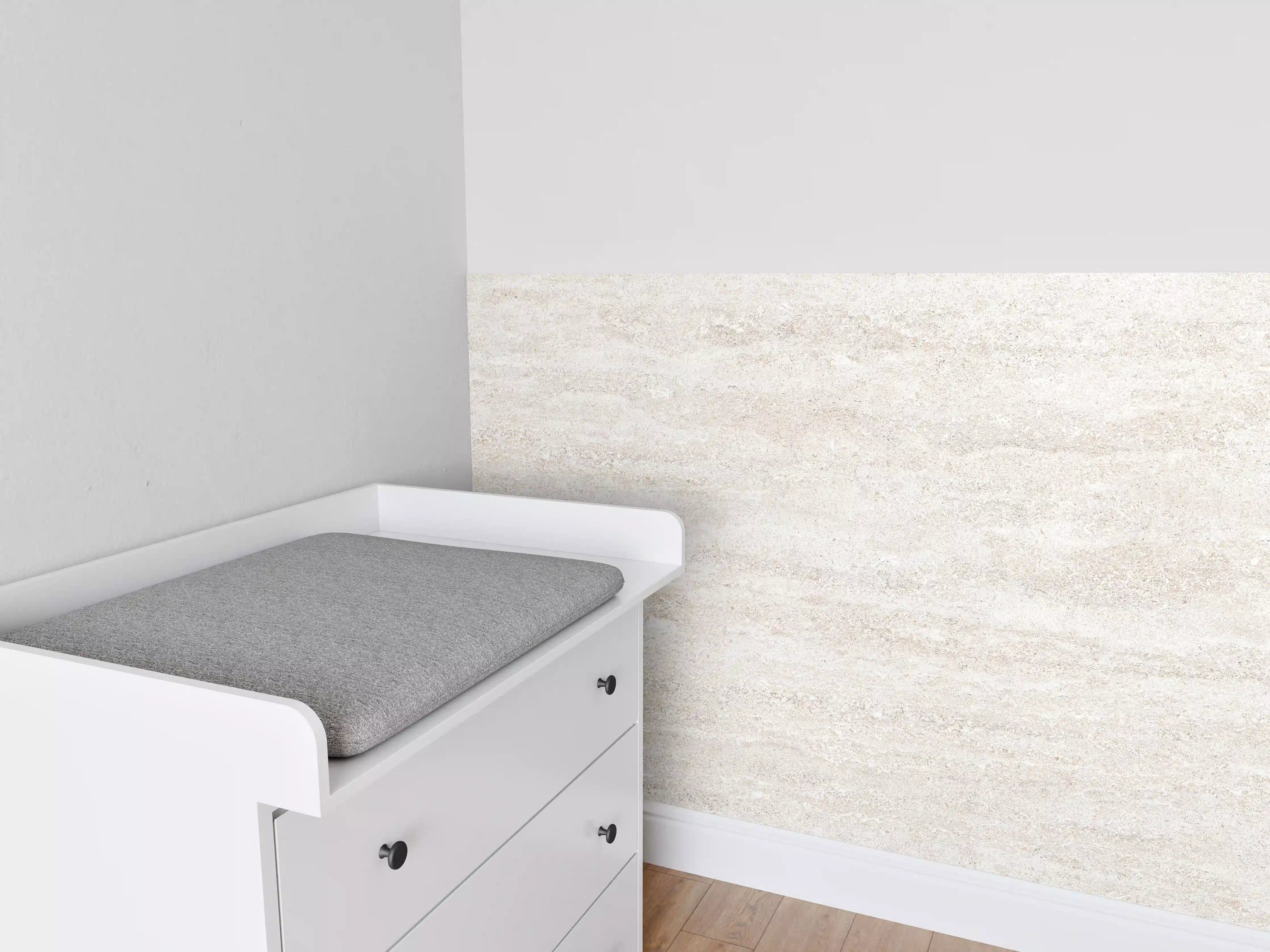 Babyzimmer Wandgestaltung - Heller Naturstein mit feiner Struktur