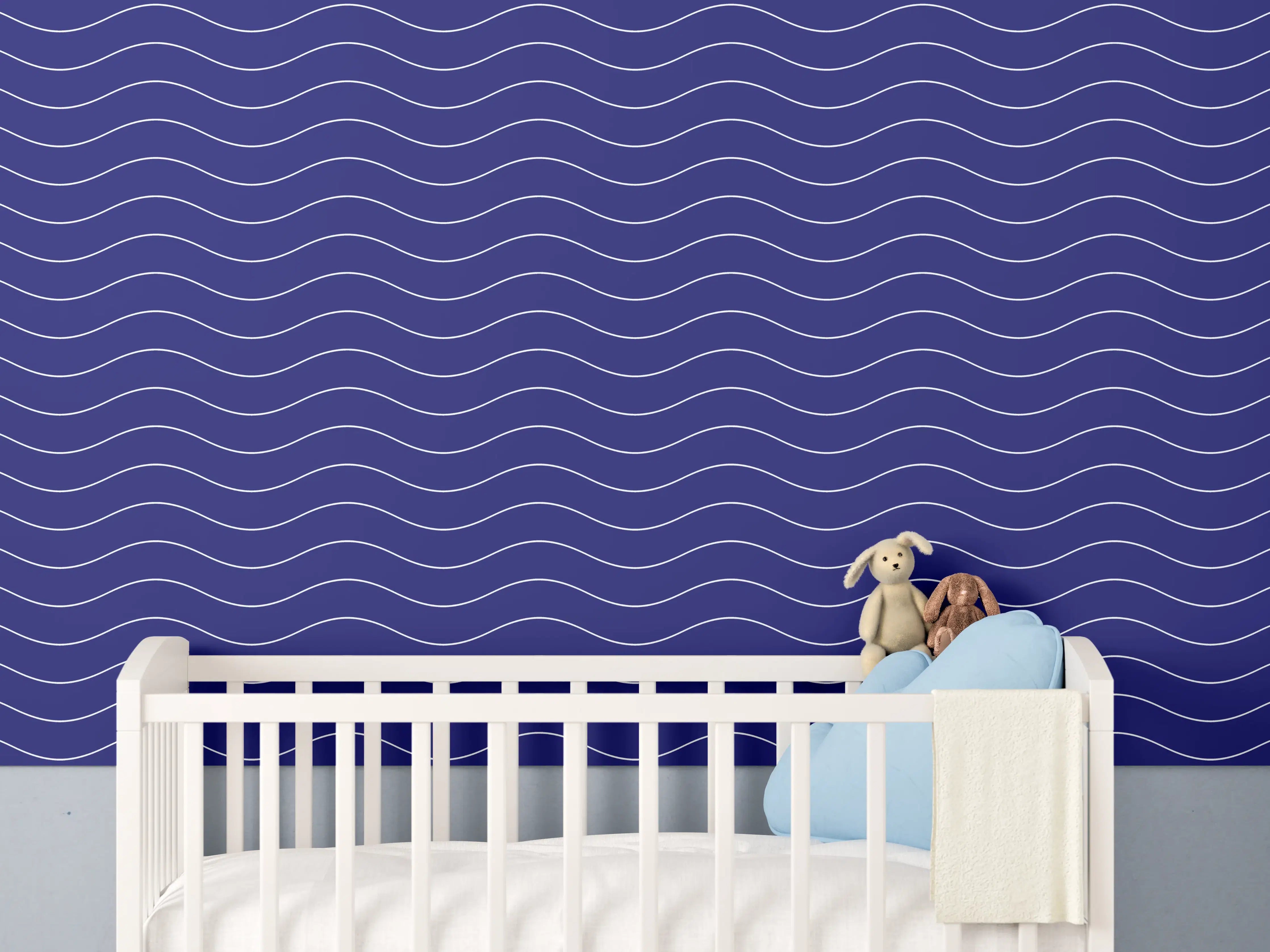 Babyzimmer Wandgestaltung - Helles Blau mit zarten Graunuancen, Wasserwellenmuster