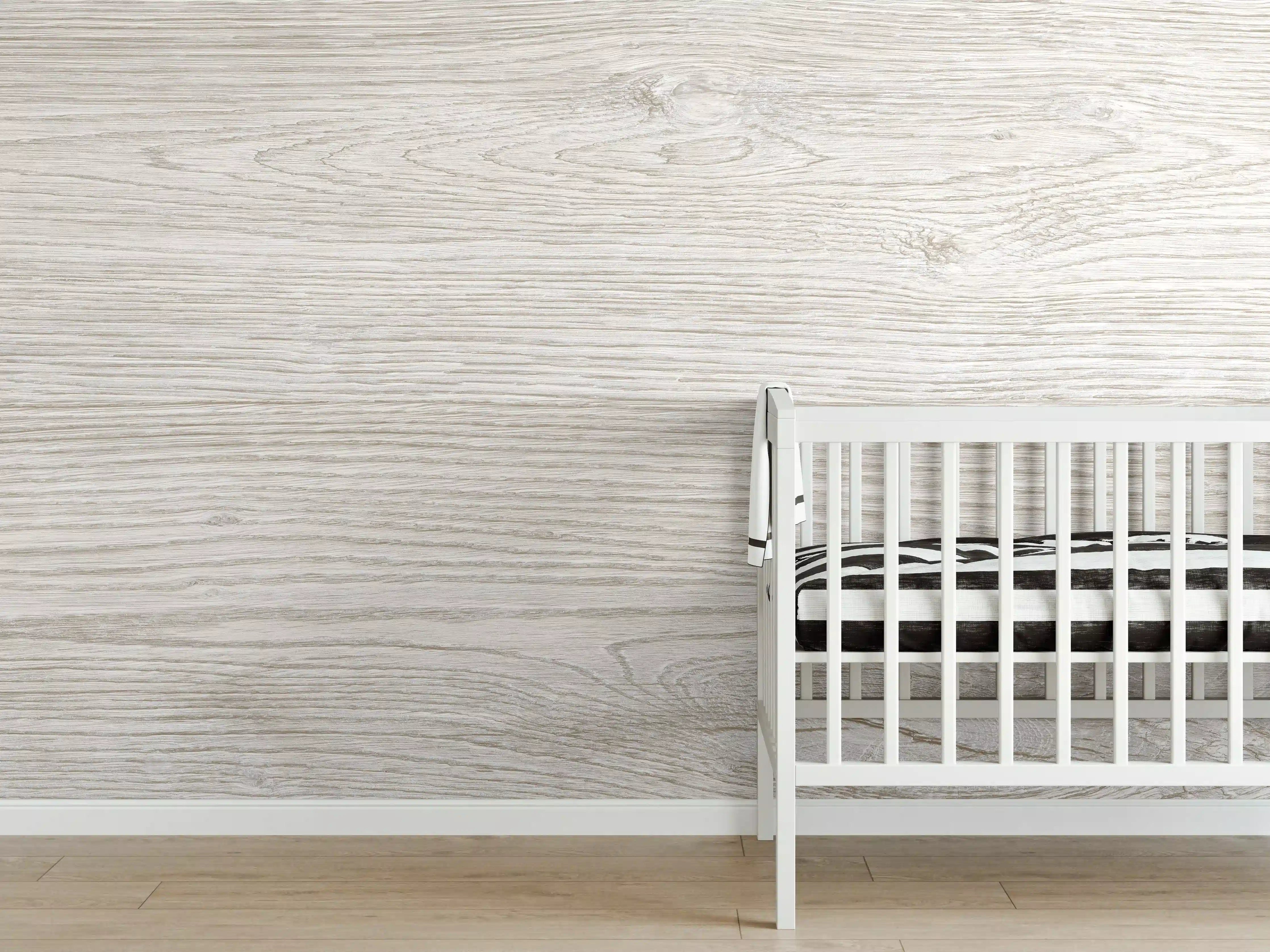 Babyzimmer Wandgestaltung - Helles Eichenholz