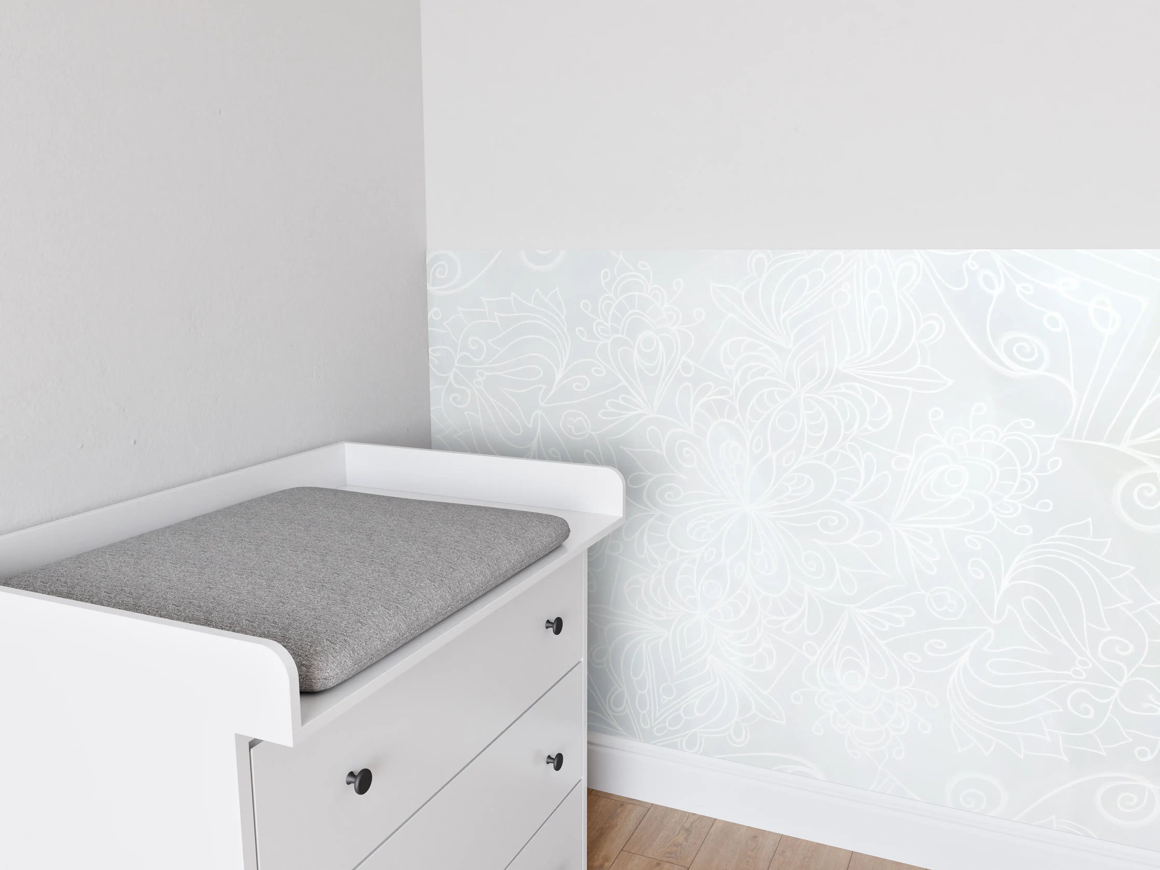 Babyzimmer Wandgestaltung - Helles, detailliertes Muster in Blau und Weiß